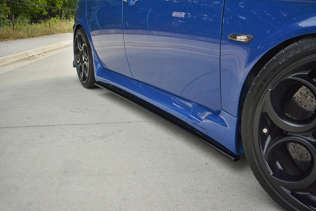Side-Skirts-Diffusers-Alfa-Romeo-156-GTA---Gloss-Black