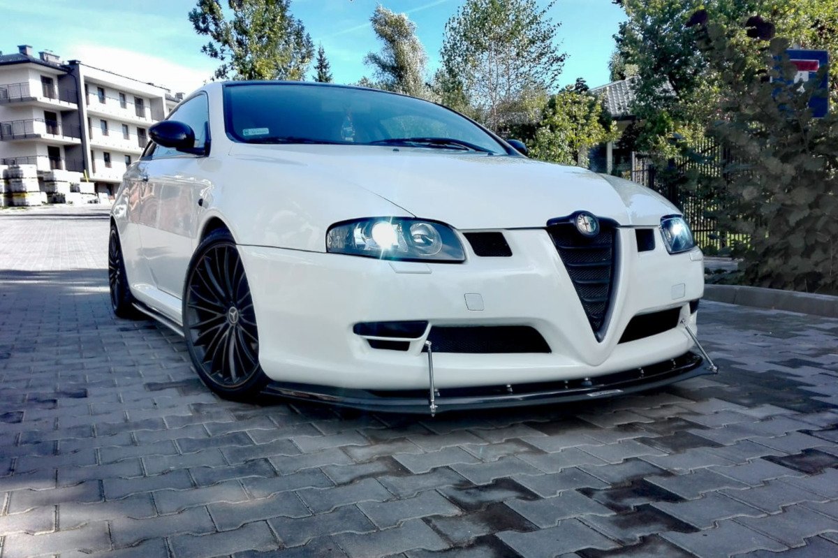 Hybrid-Front-Splitter-Alfa-Romeo-GT