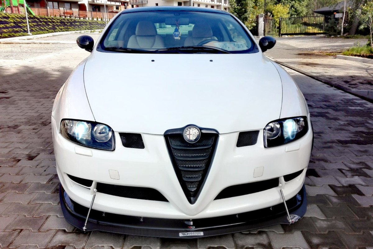 Hybrid-Front-Splitter-Alfa-Romeo-GT