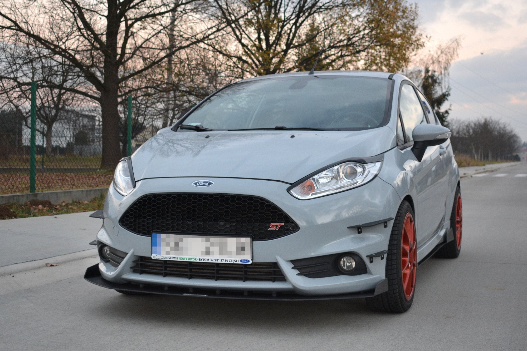 Front-Splitter-Racing-V.3-Ford-Fiesta-ST-MK7-FL
