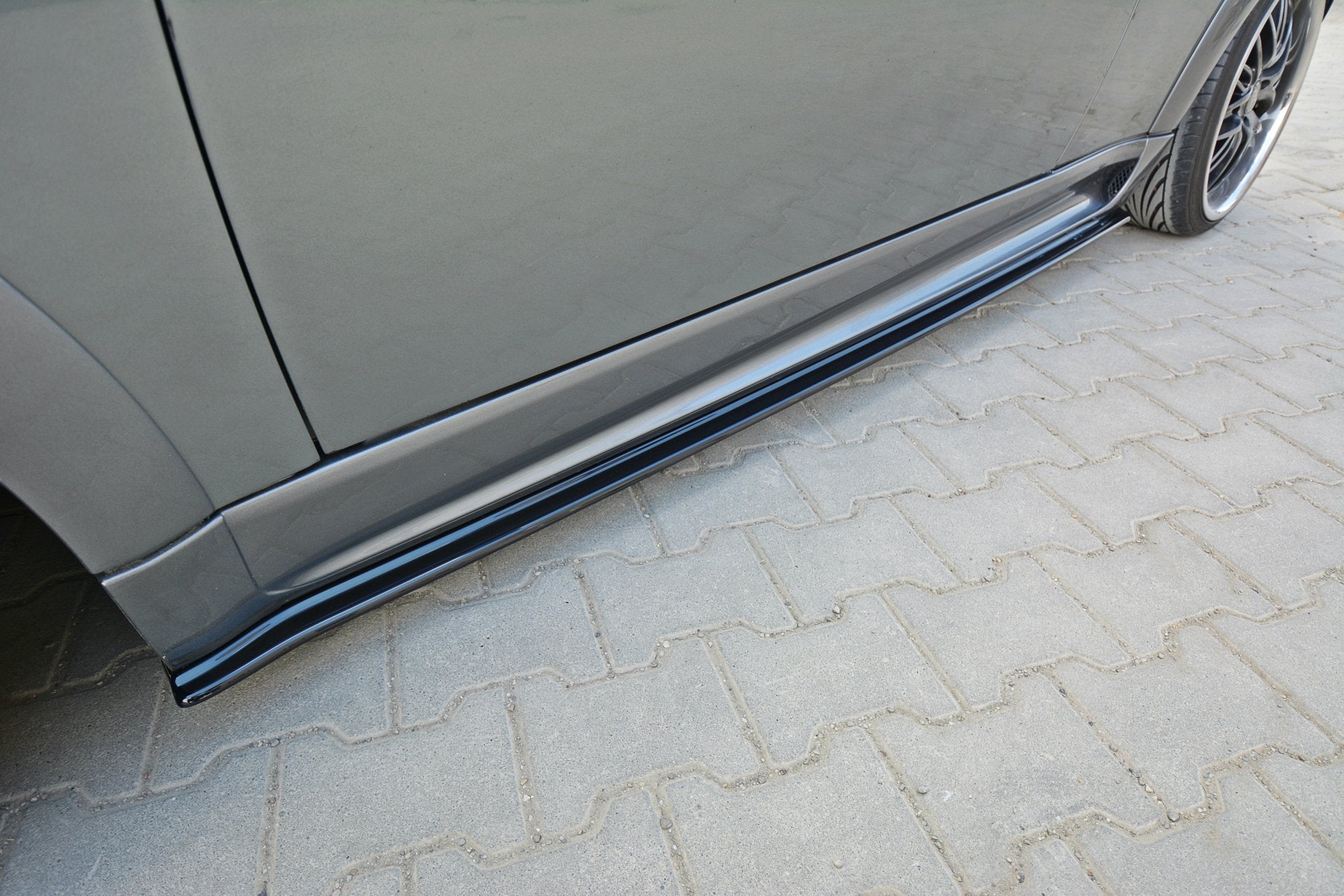 Side-Skirts-Diffusers-Mini-R53-Cooper-S-JCW---Gloss-Black