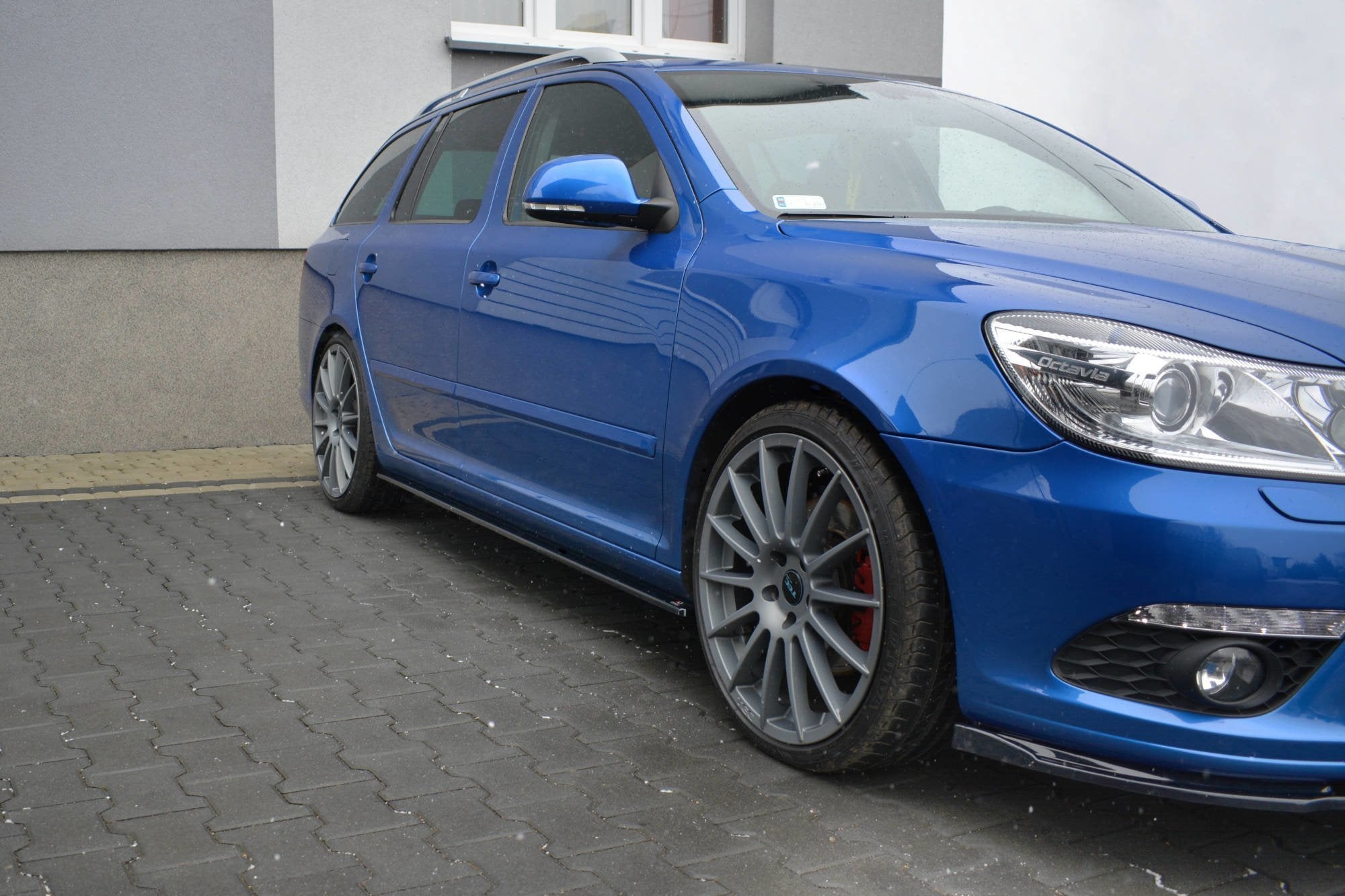 Side-Skirts-Diffusers-Skoda-Octavia-RS-MK2-/-MK2-Fl-GB