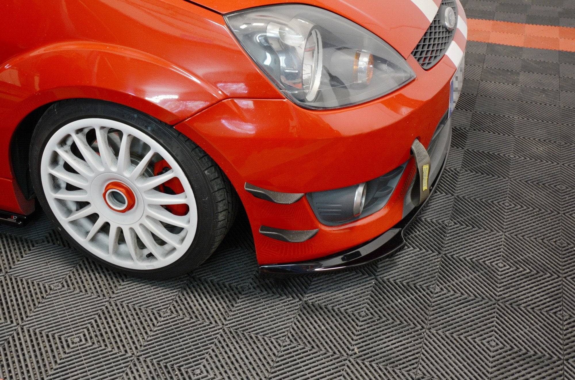 Front-Splitter-V.1-Ford-Fiesta-ST-MK6---Gloss-Black
