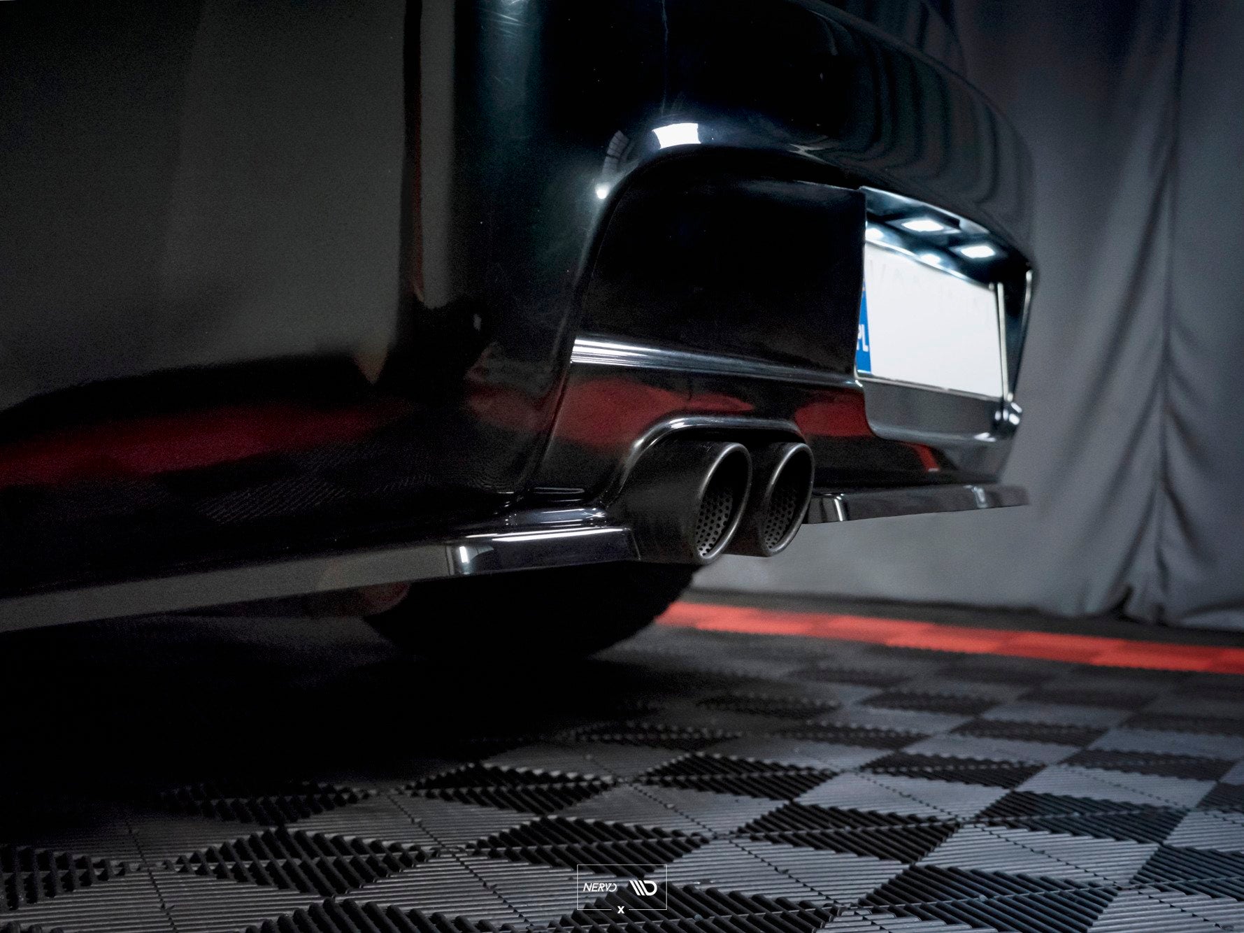 Central-Rear-Splitter-For-BMW-1-E81/-E87-M-Pack-Facelift--GB