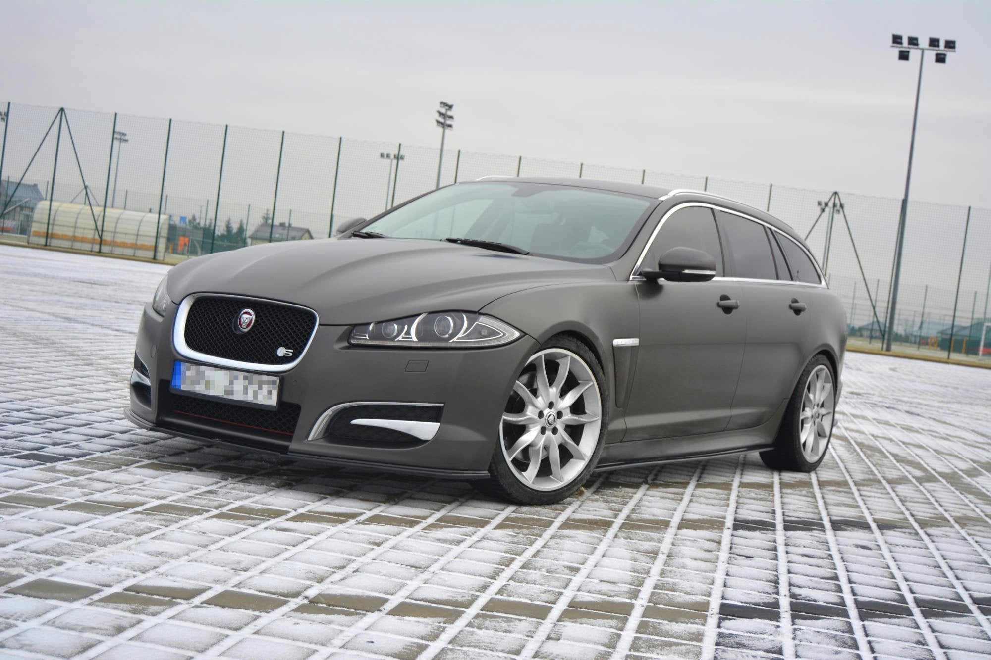 Side-Skirts-Diffusers-Jaguar-XF-(X250)-MK1-Sportbrake-S-Pack