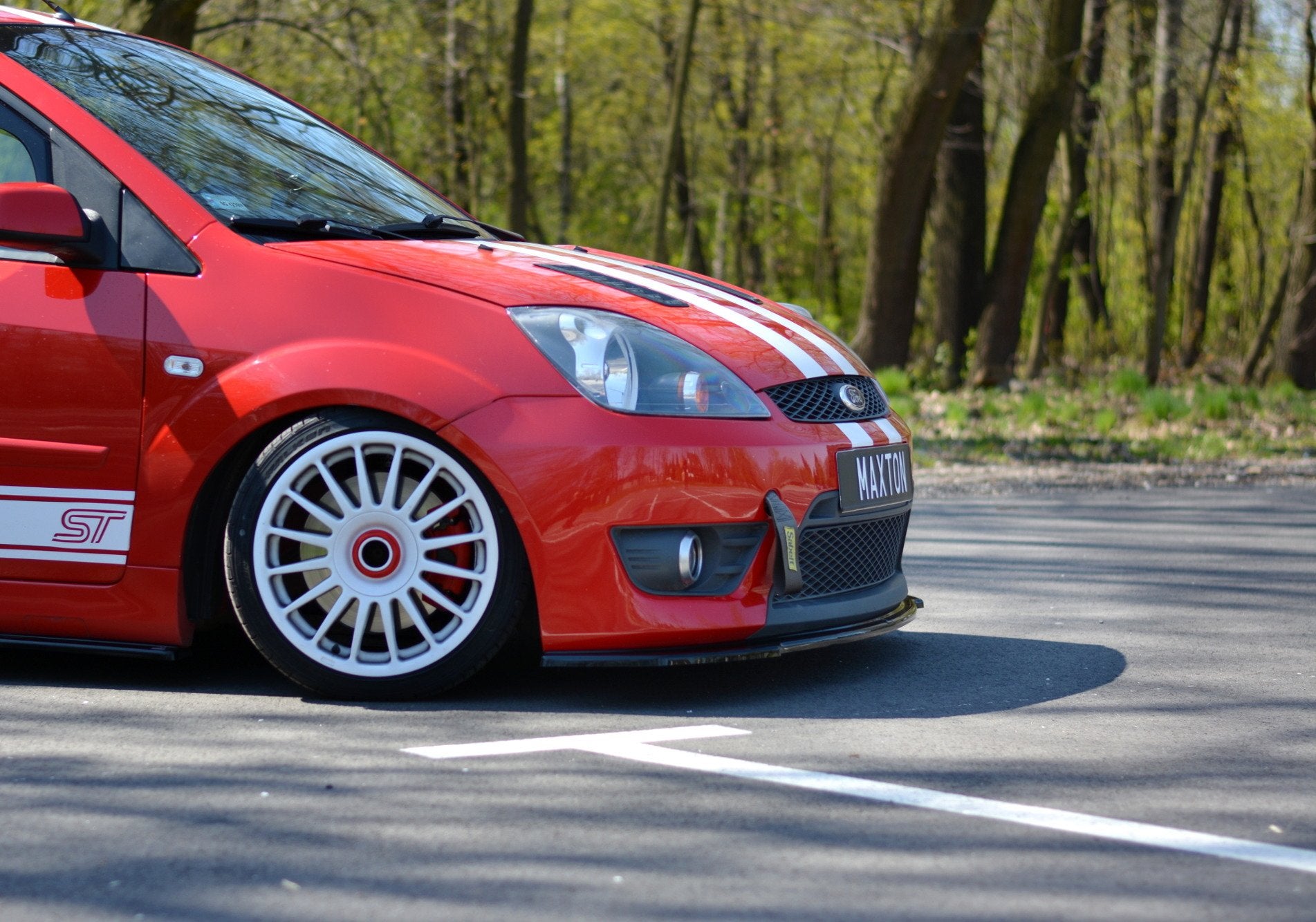 Front-Splitter-V.2-Ford-Fiesta-ST-MK6---Gloss-Black