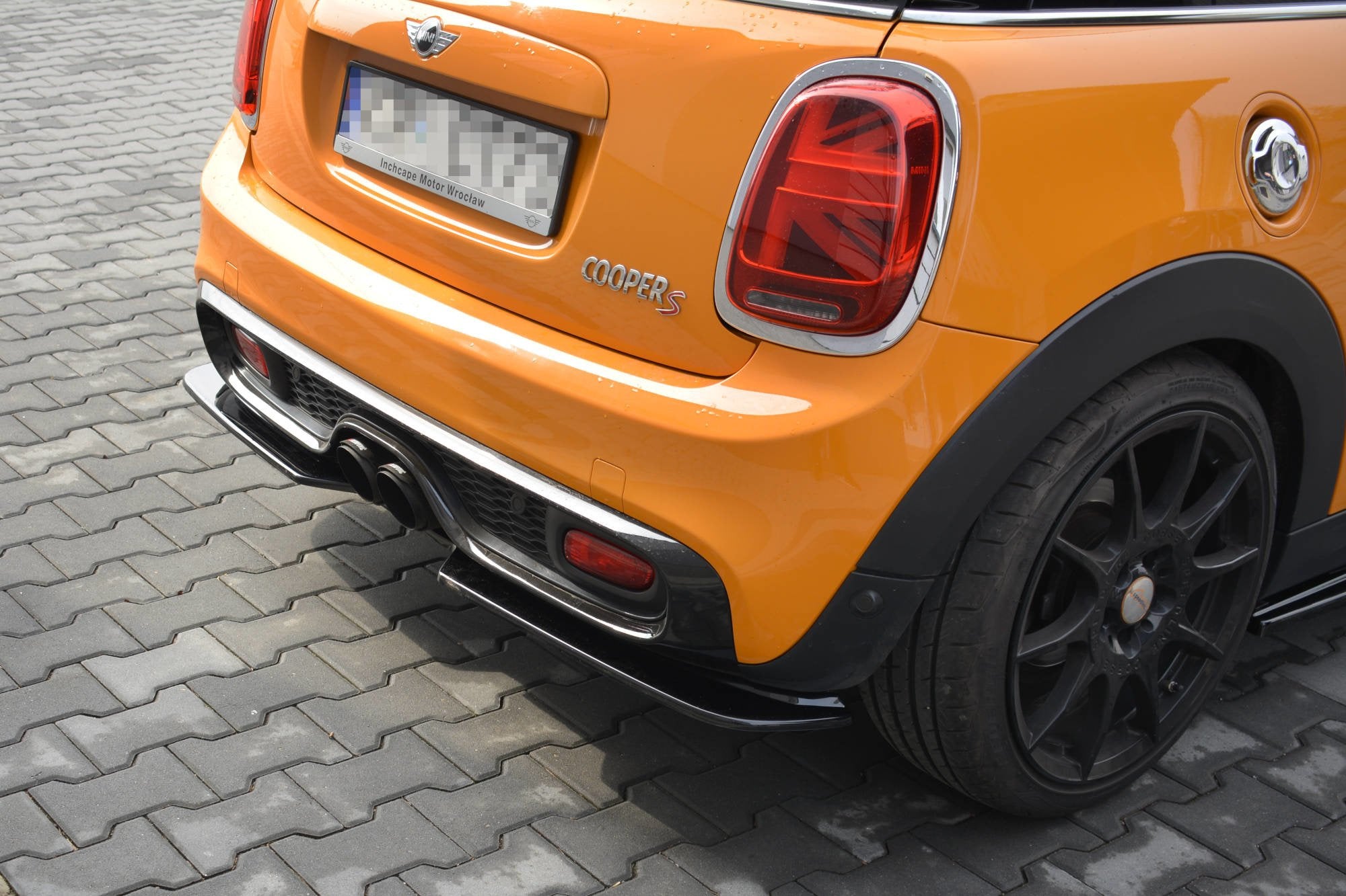 Central-Rear-Splitter-Mini-Cooper-S-MK3-Preface-3-Door-(F56)