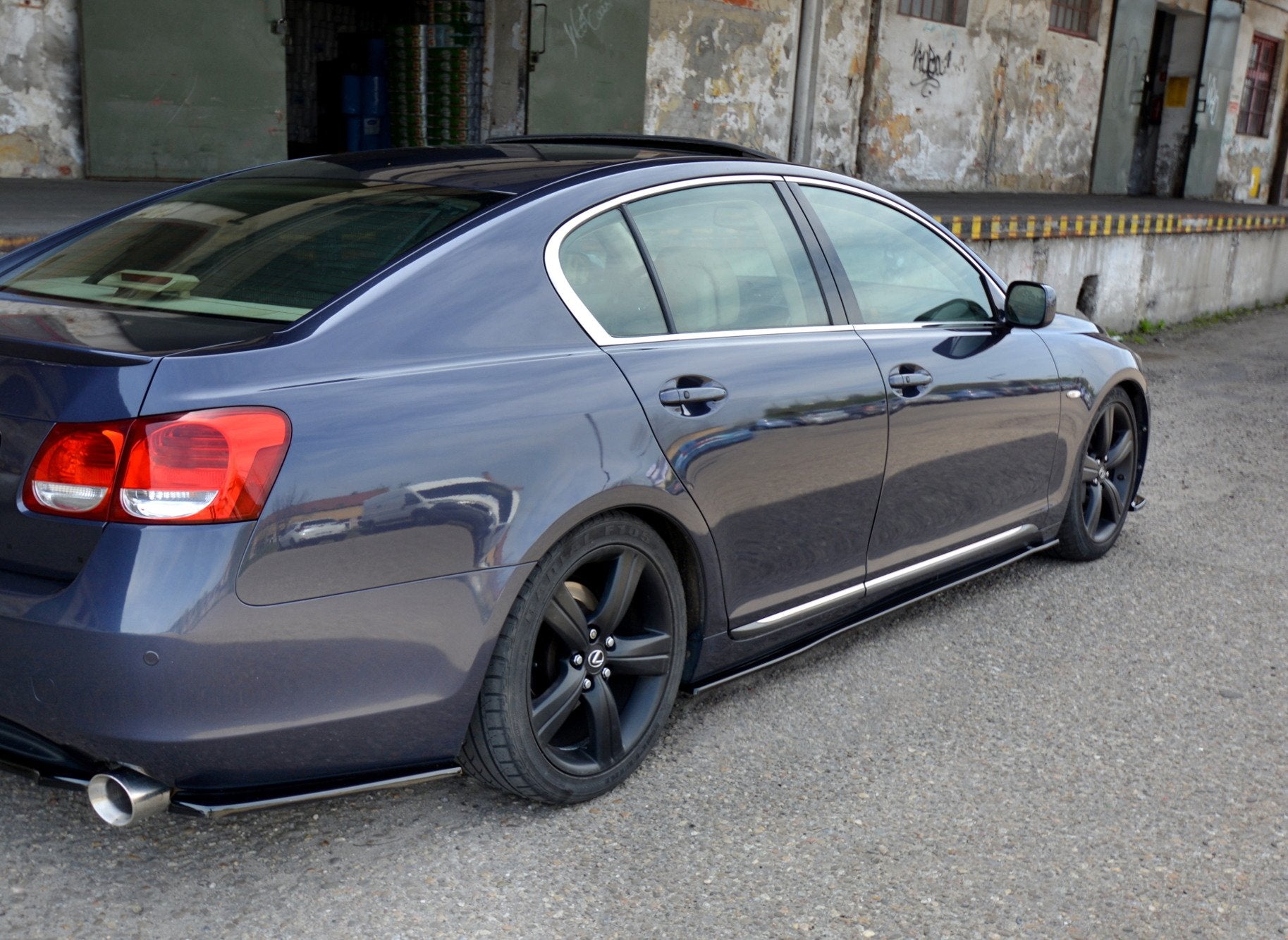 Side-Skirts-Diffusers-Lexus-GS-MK.3---Gloss-Black