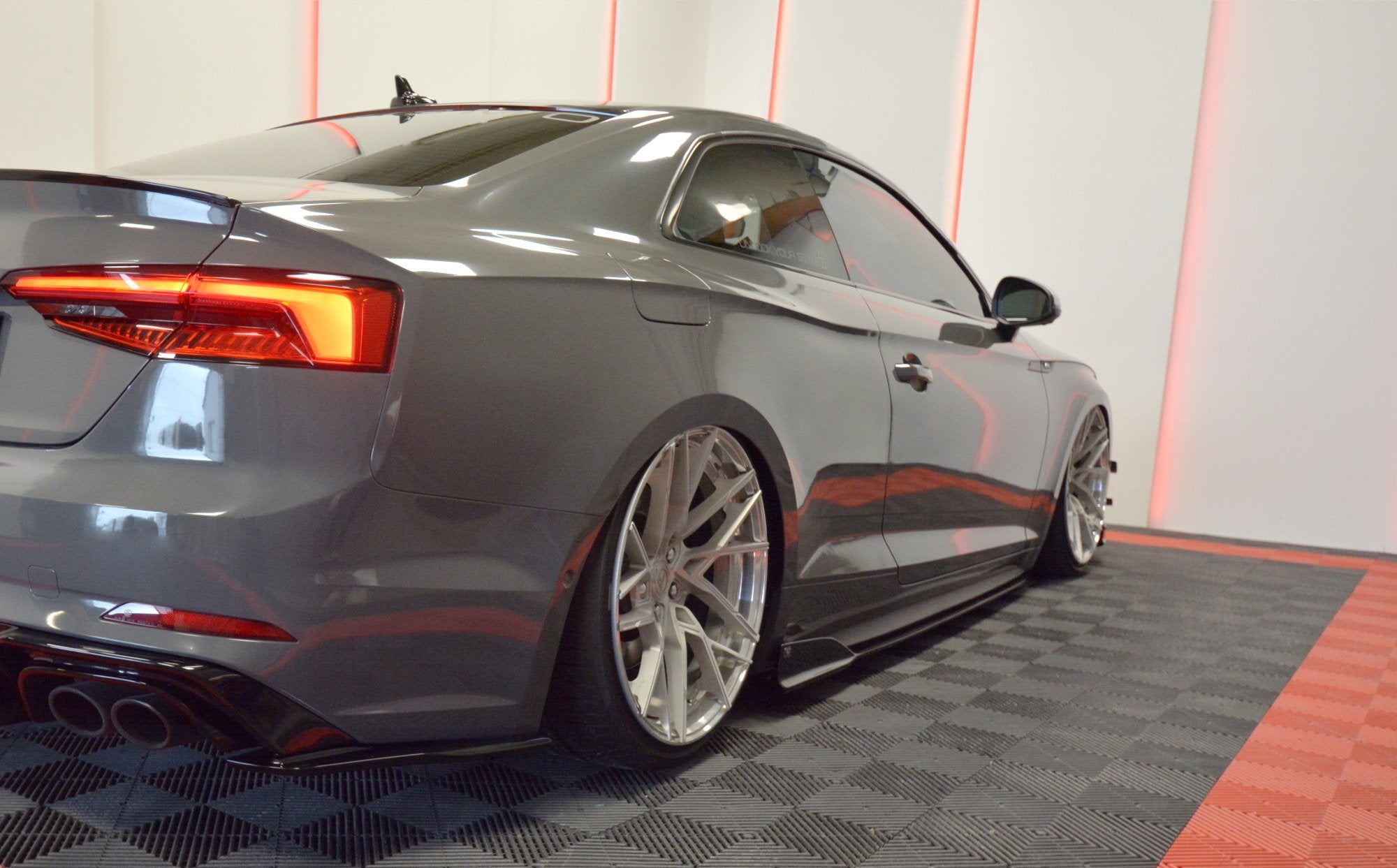 Side-Skirts-Diffusers-Audi-S5-/-A5-S-Line-F5-Coupe---Primed