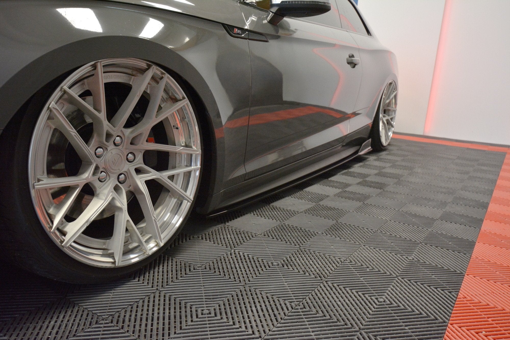 Side-Skirts-Diffusers-Audi-S5-/-A5-S-Line-F5-Coupe---Primed