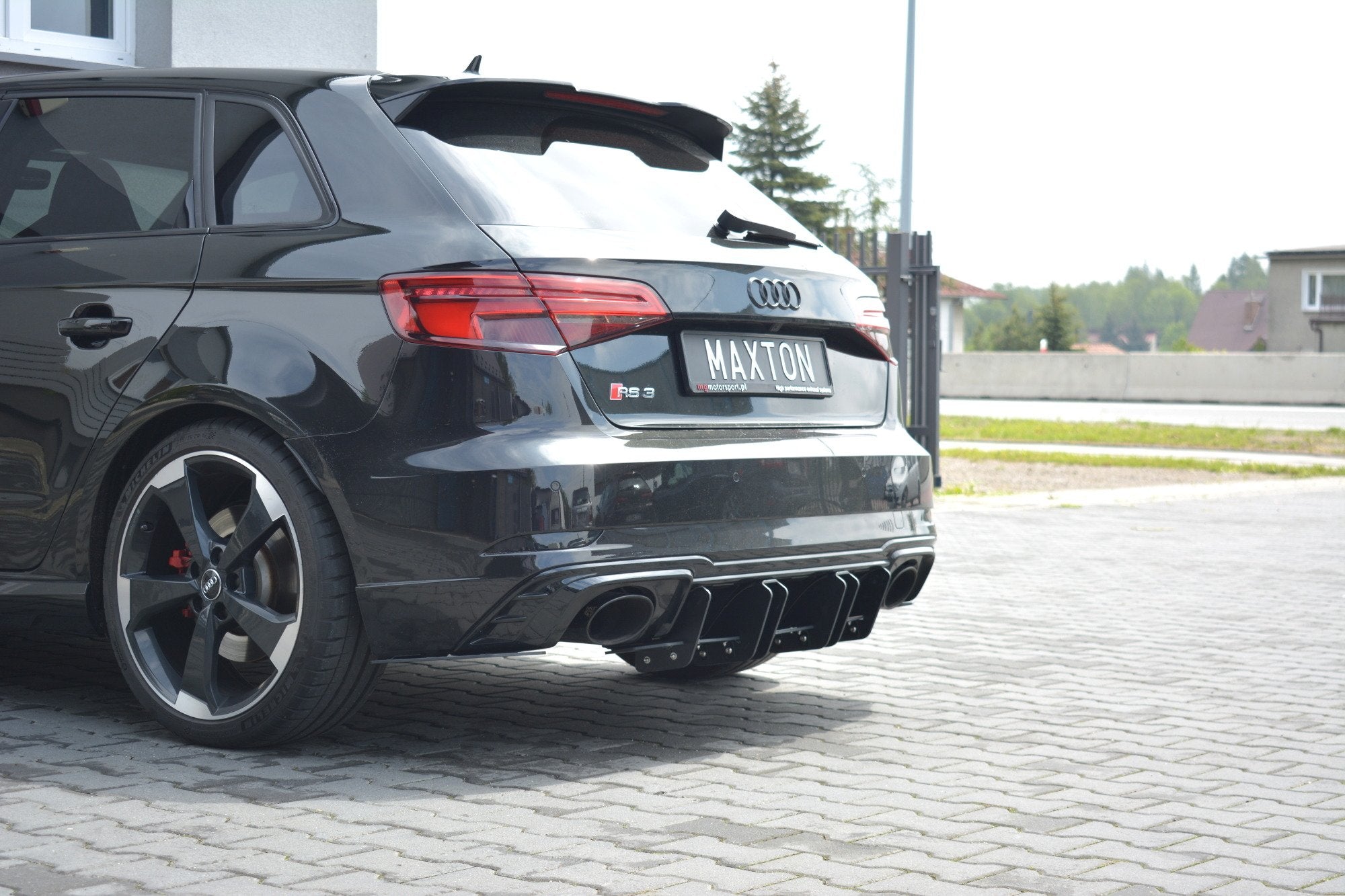 Rear-Diffuser-V.2-Audi-RS3-8V-FL-Sportback