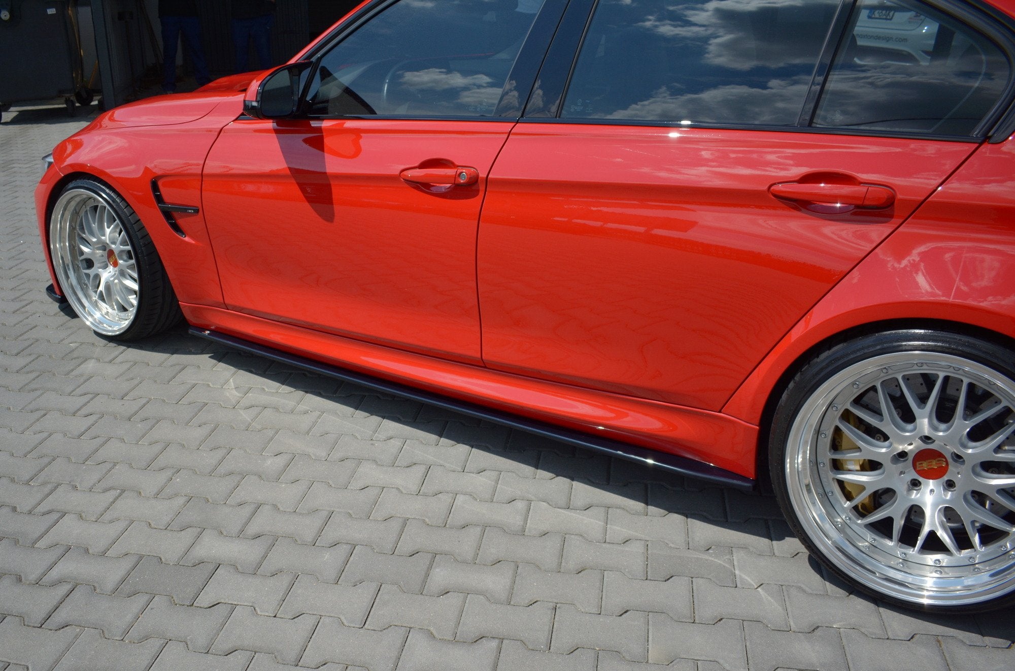 Side-Skirts-Diffusers-V.1-BMW-M3-F80---Gloss-Black
