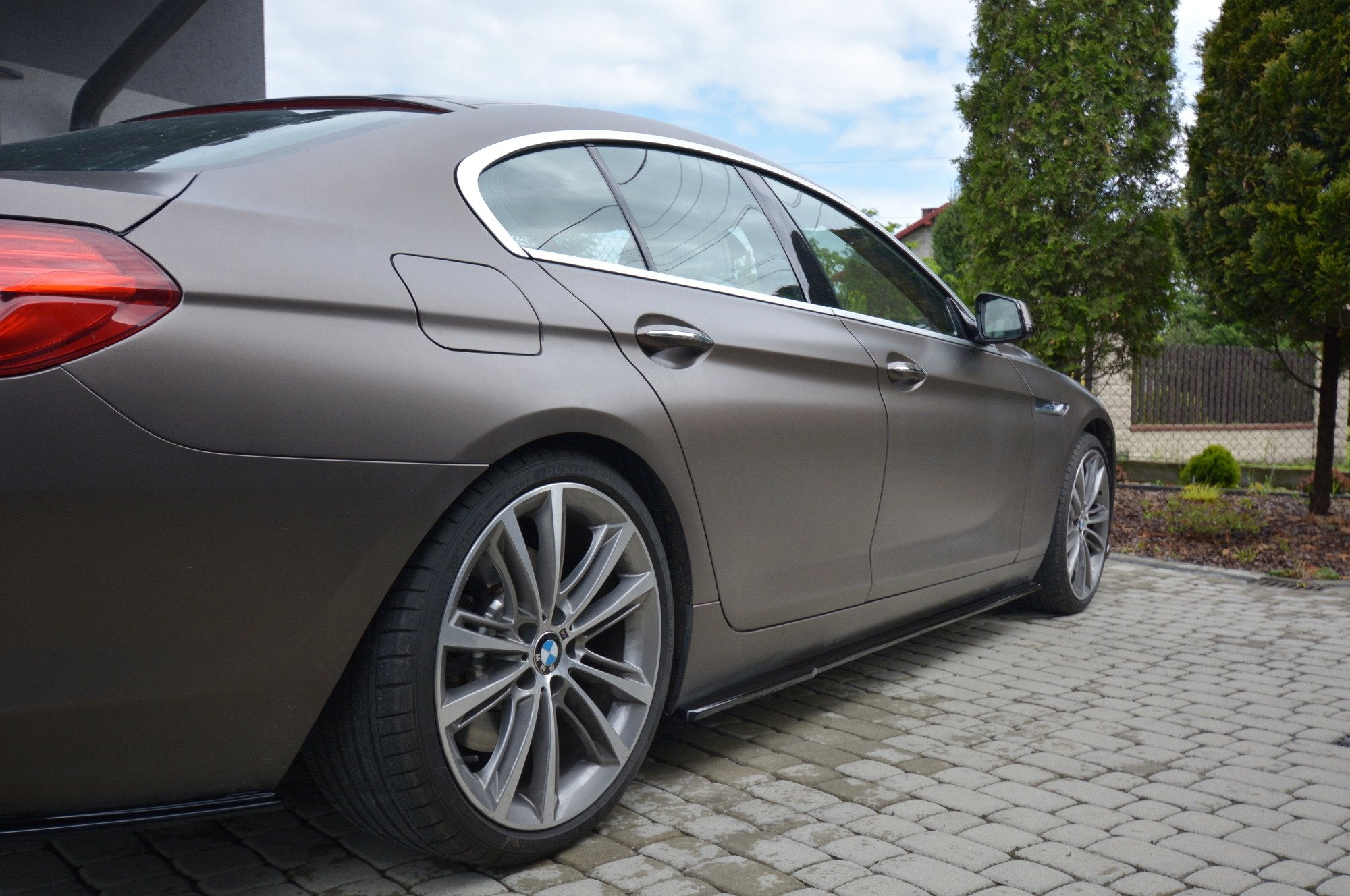 Side-Skirts-Diffusers-BMW-6-Gran-Coupé---Gloss-Black