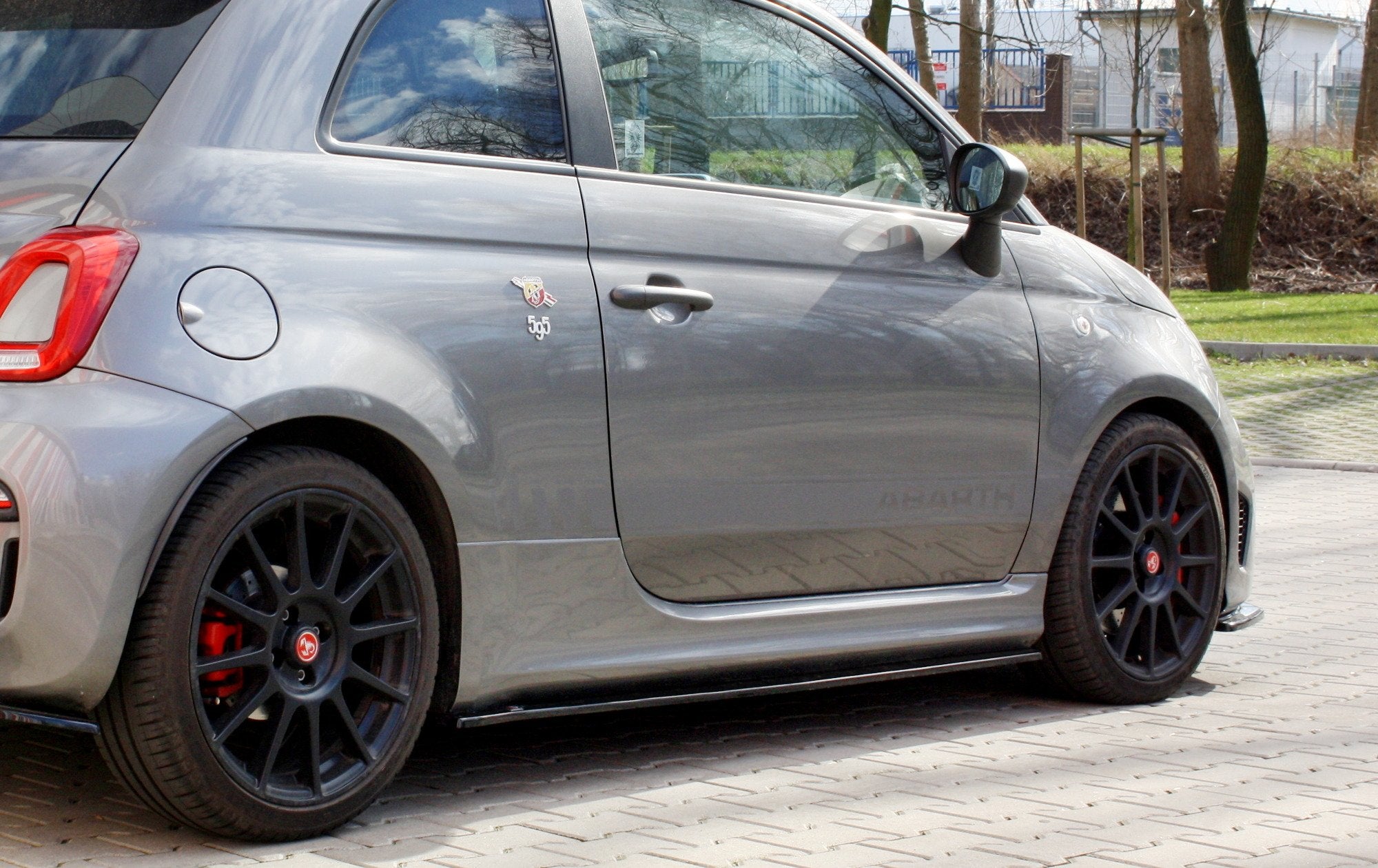 Side-Skirts-Diffusers-Fiat-500-Abarth-MK1-Facelift-GB