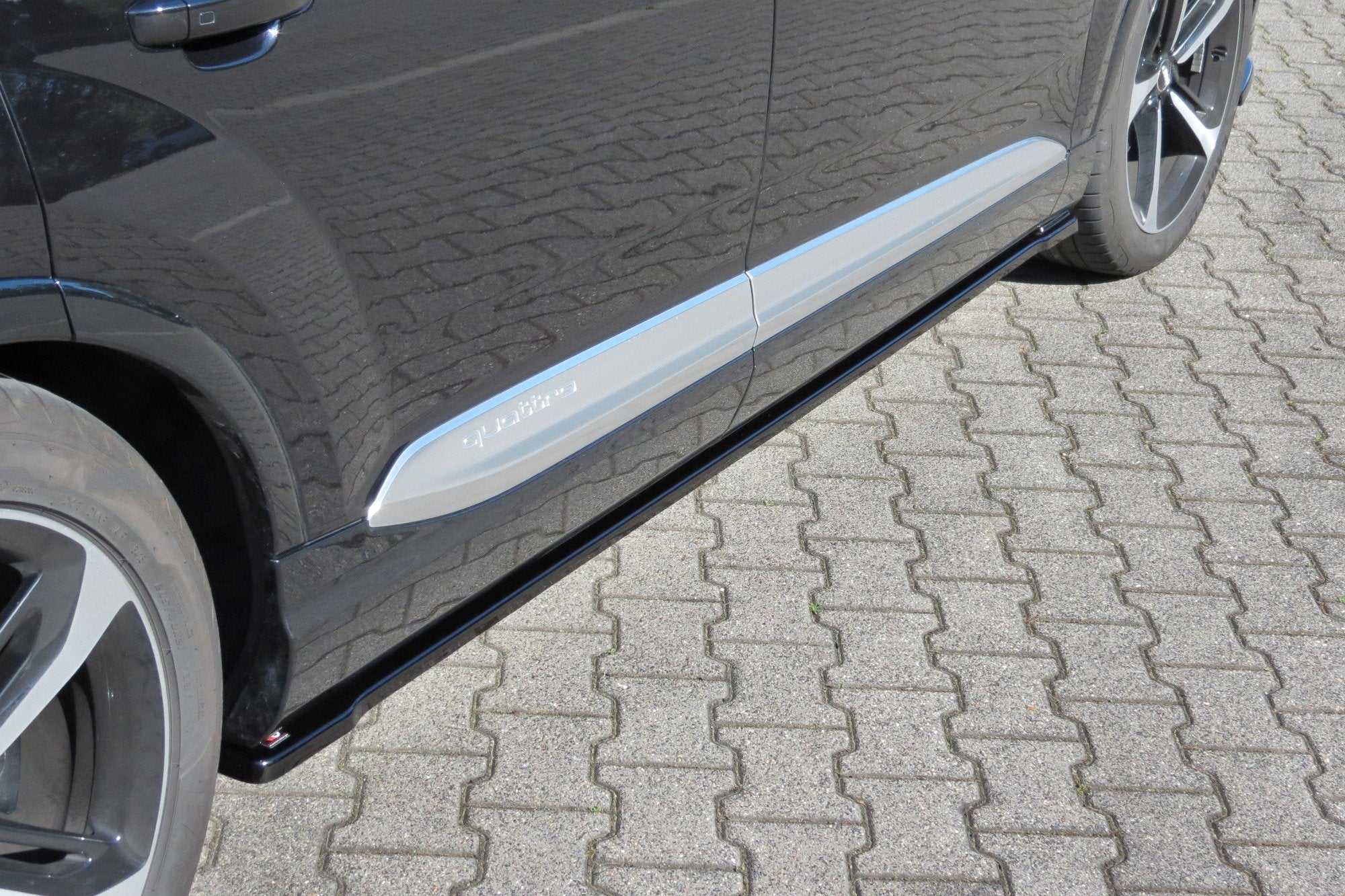 Side-Skirts-Splitters-Audi-SQ7-/-Q7-S-Line-MK.2-GB