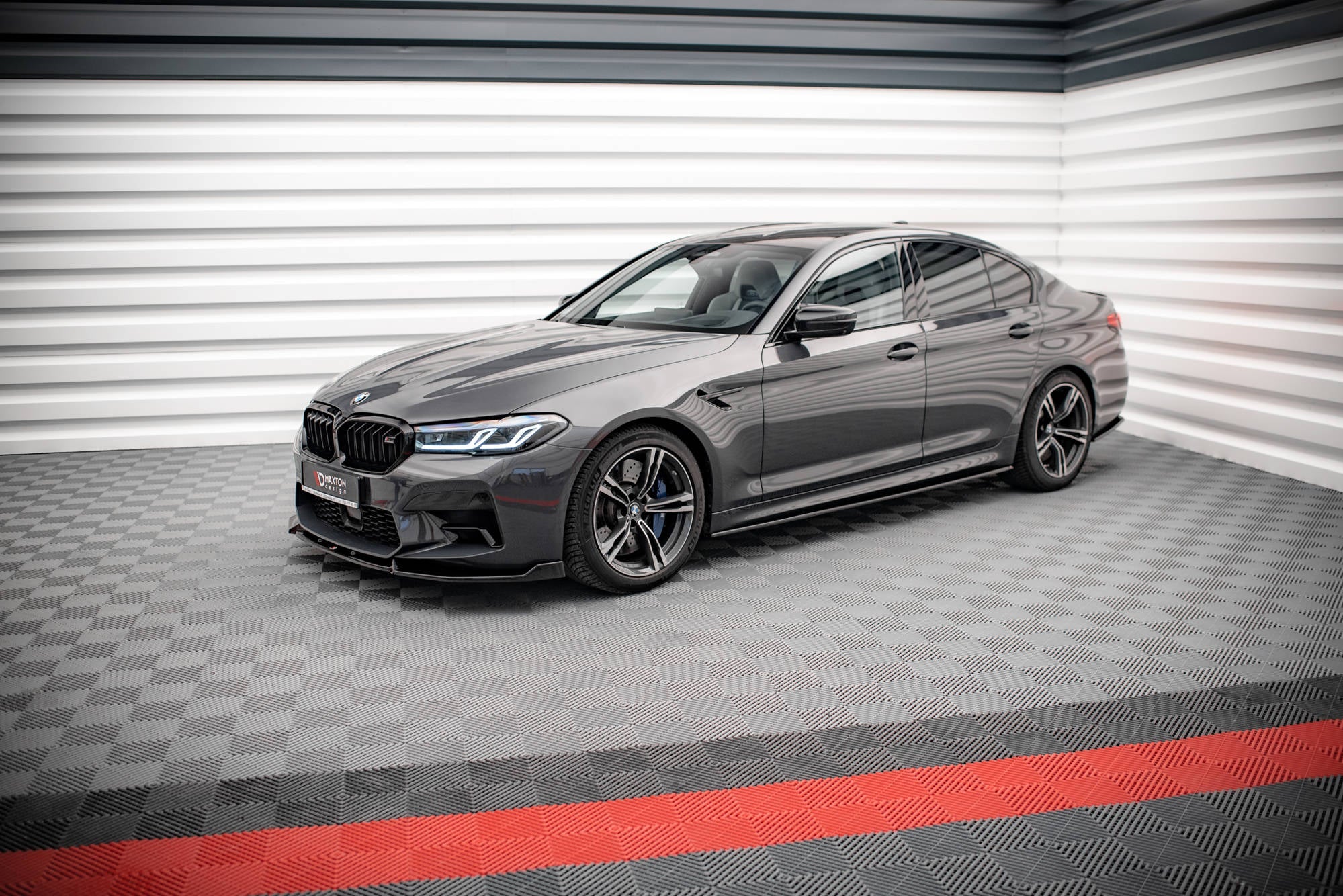 Side-Skirts-Diffusers-BMW-M5-F90---Gloss-Black