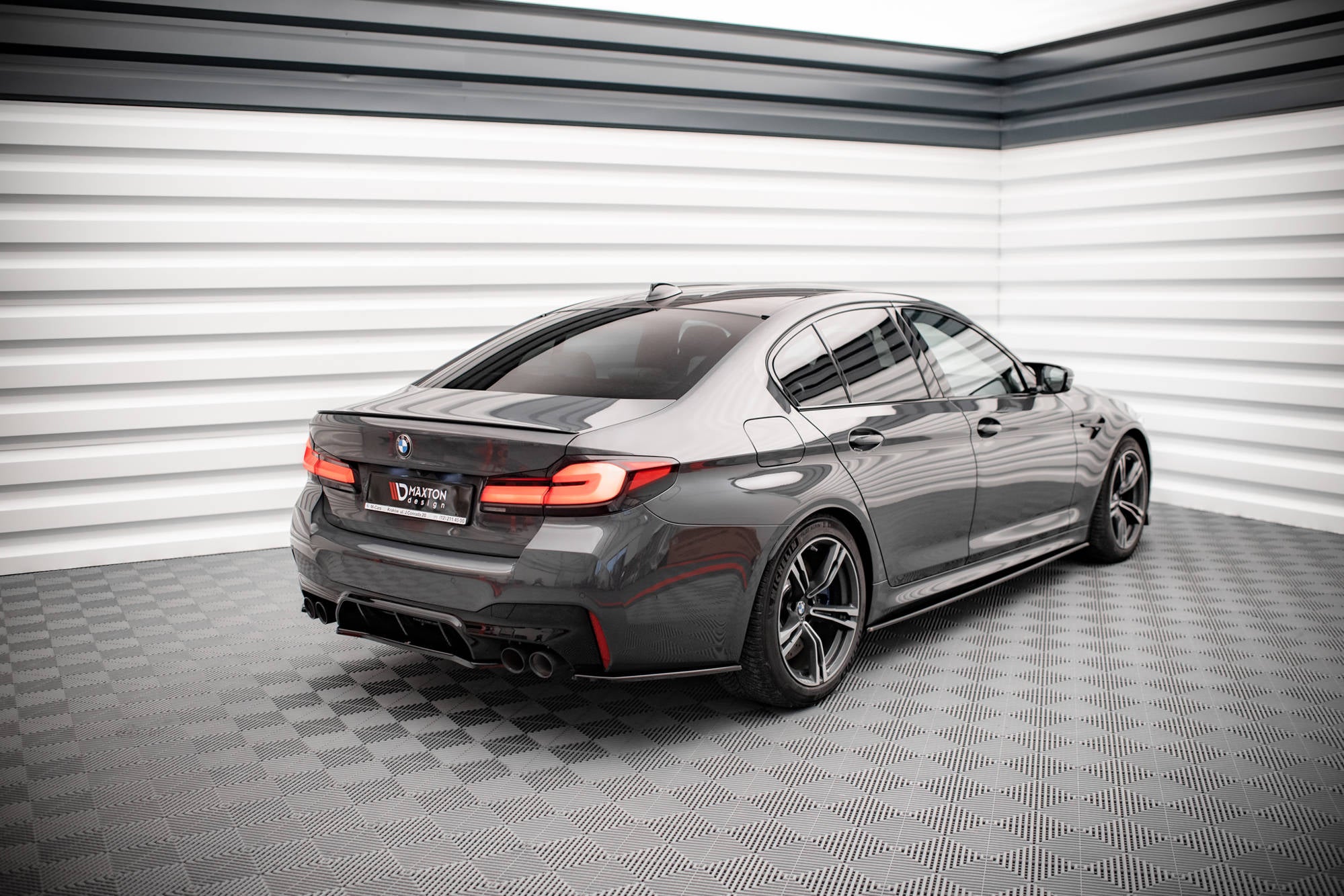 Rear-Side-Splitters-BMW-M5-F90---Gloss-Black