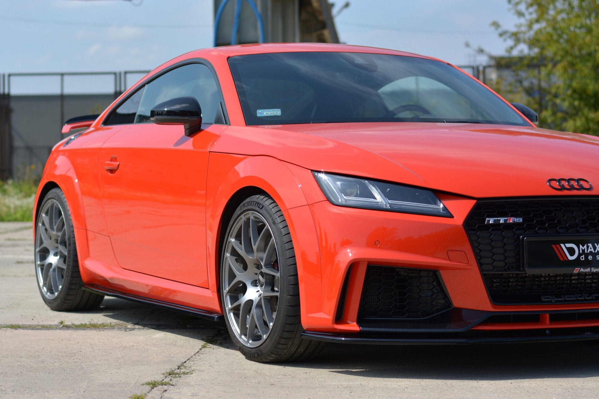 Side-Skirts-Diffusers-Audi-TT-RS-8S---Gloss-Black