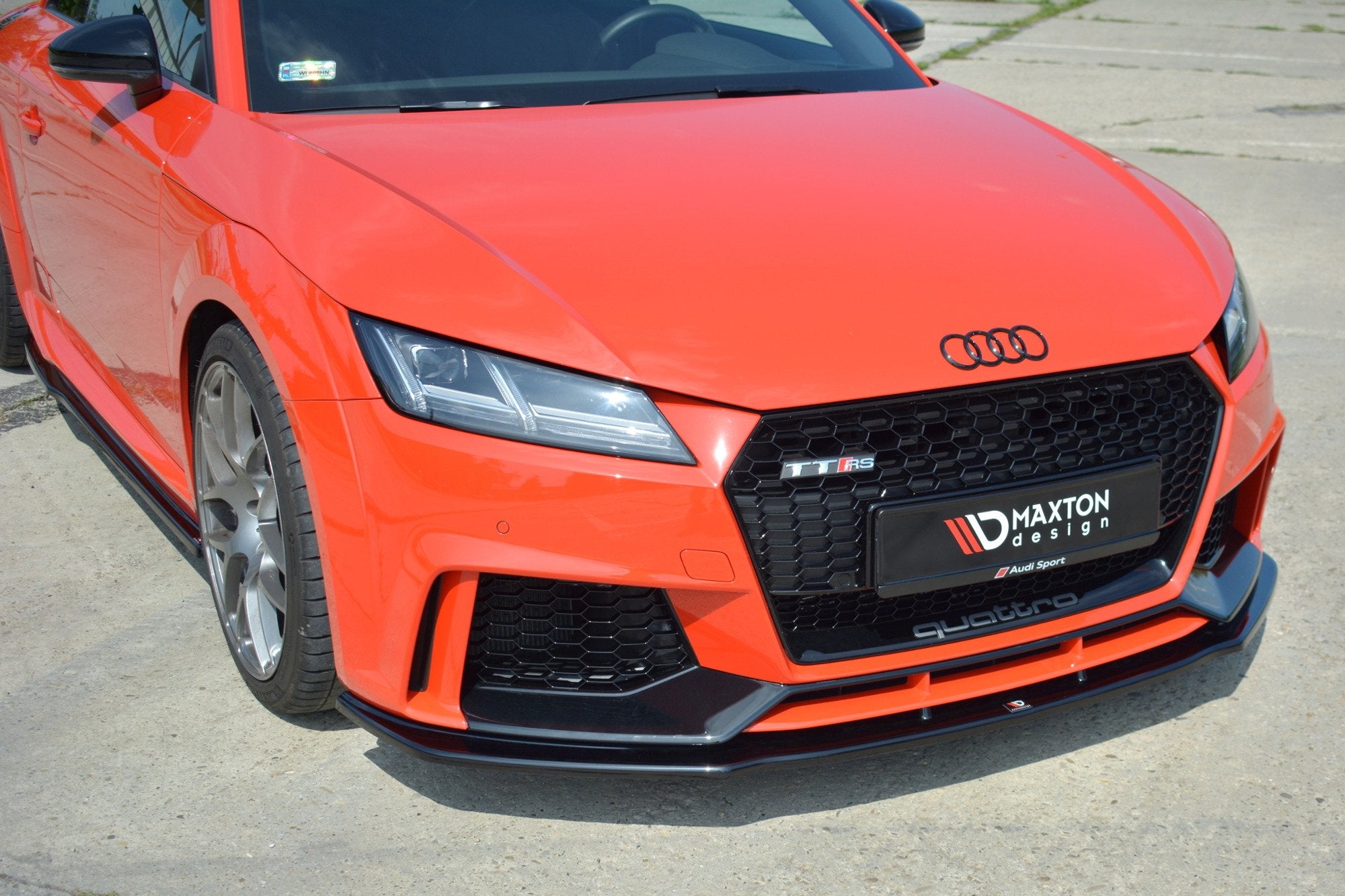 Front-Splitter-V.1-Audi-TT-RS-8S---Gloss-Black