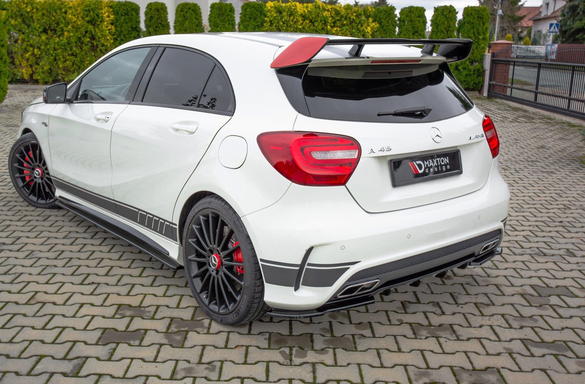 Rear-Side-Splitters-Mercedes-A45-AMG-W176---Gloss-Black
