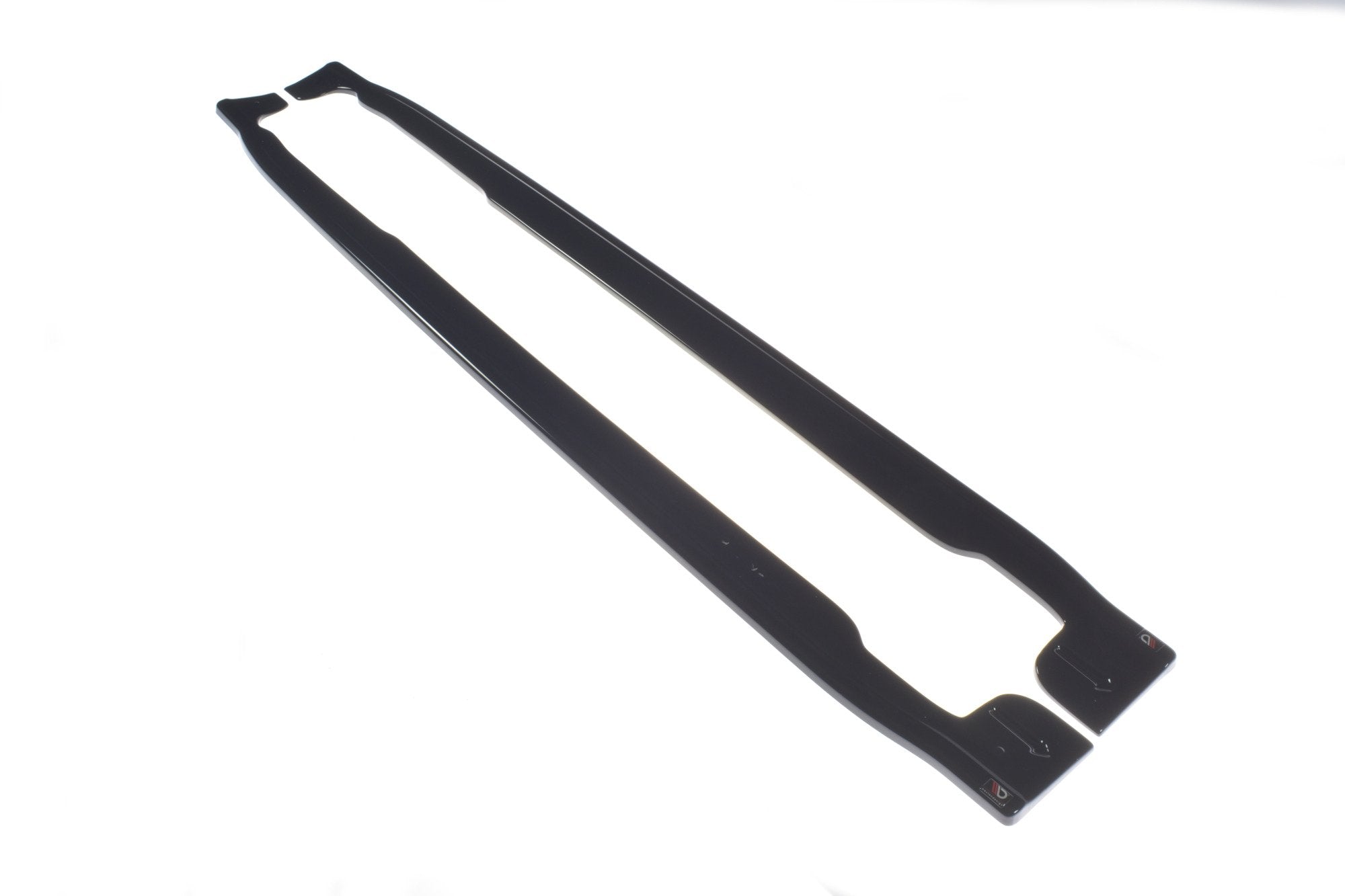 Side-Skirts-Diffusers-Volvo-V40-R-Design---Gloss-Black