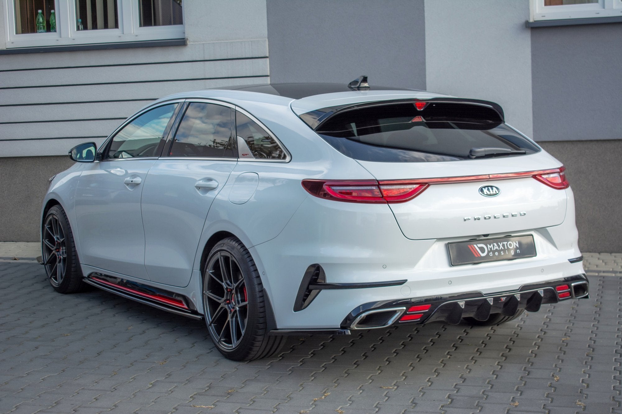 Side-Skirts-Diffusers-Kia-Proceed-GT-MK-3---Gloss-Black