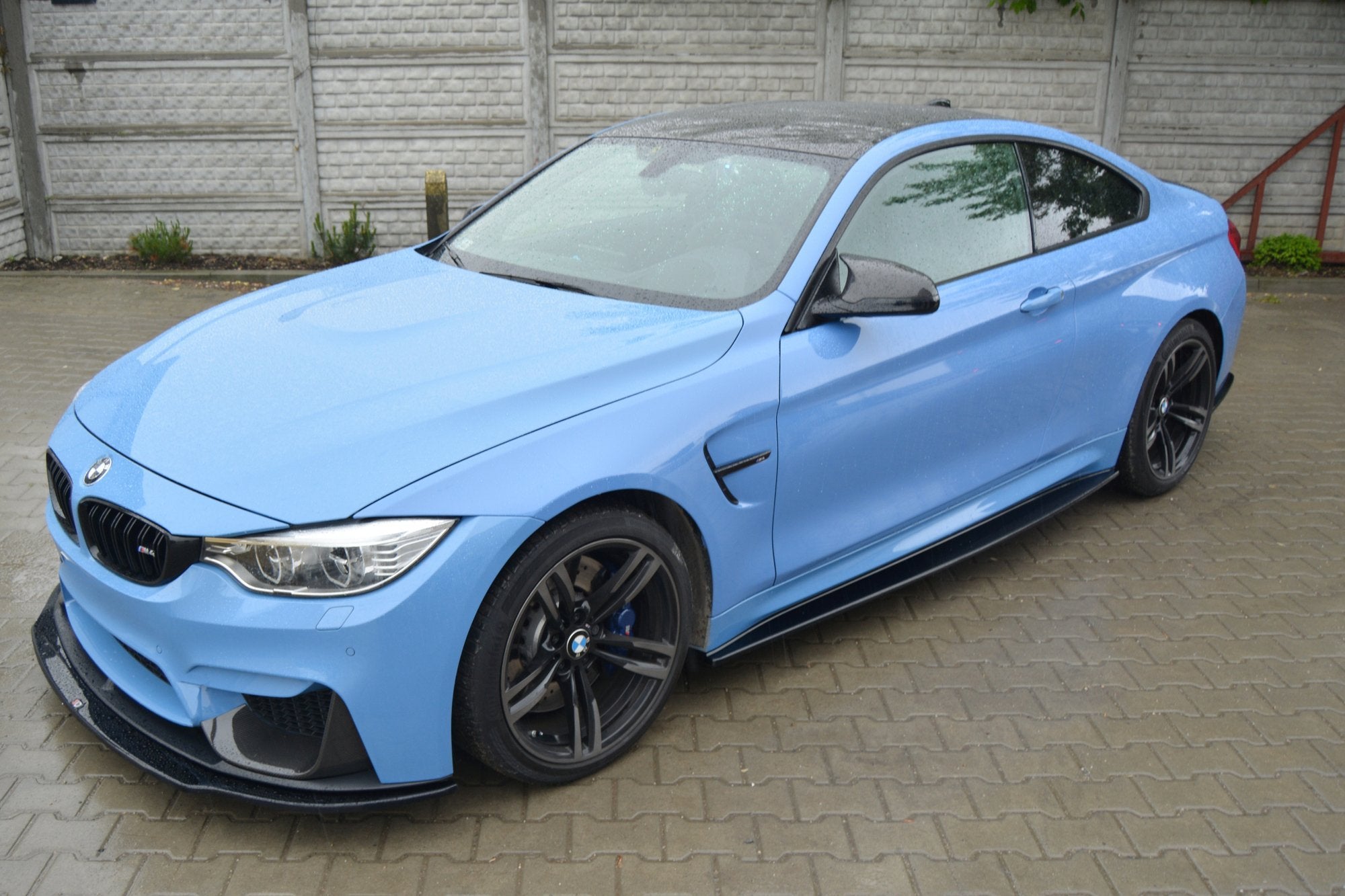 Side-Skirts-Diffusers-BMW-M4-F82---Gloss-Black