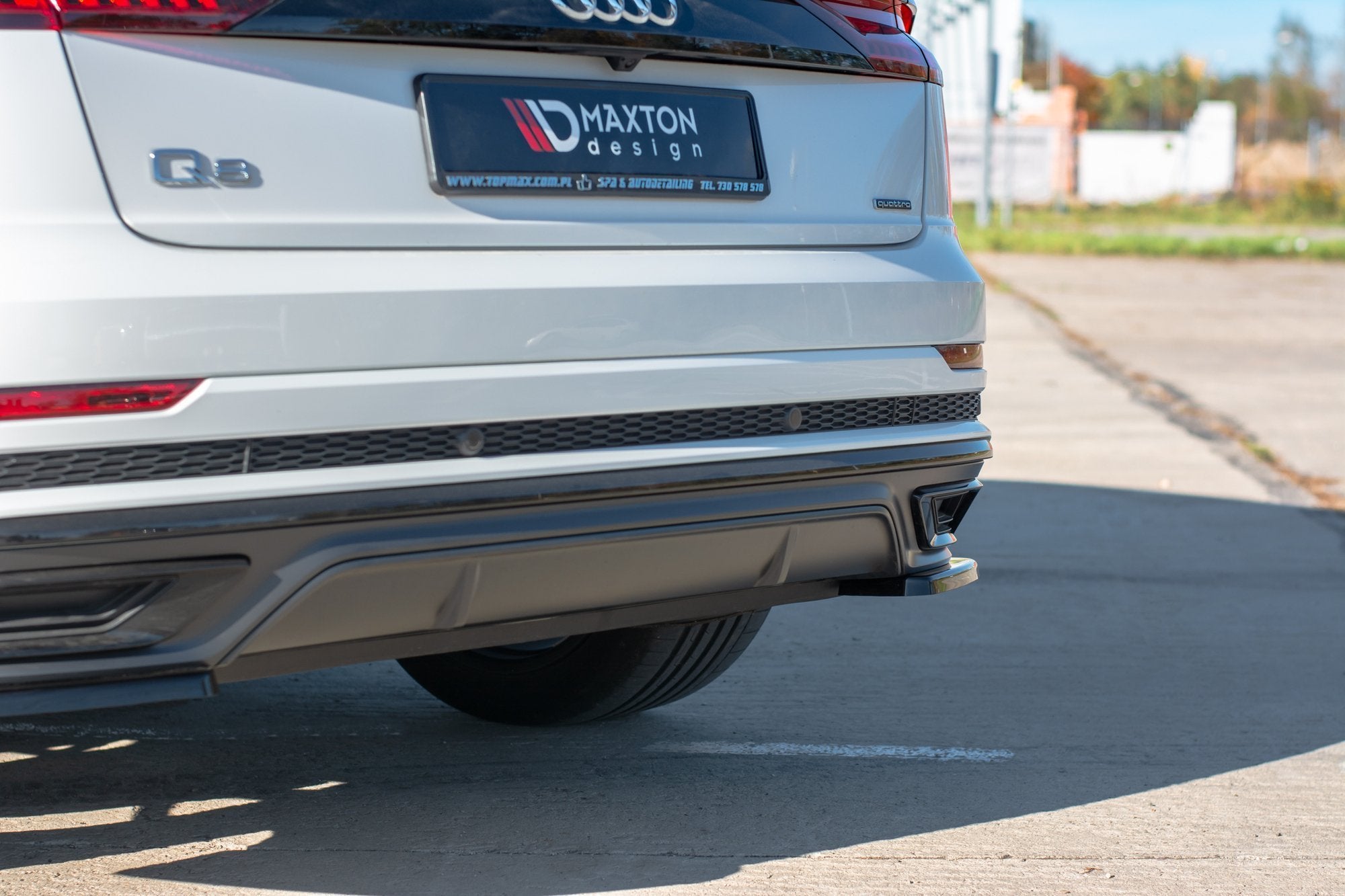 Rear-Side-Splitters-Audi-Q8-S-Line---Gloss-Black