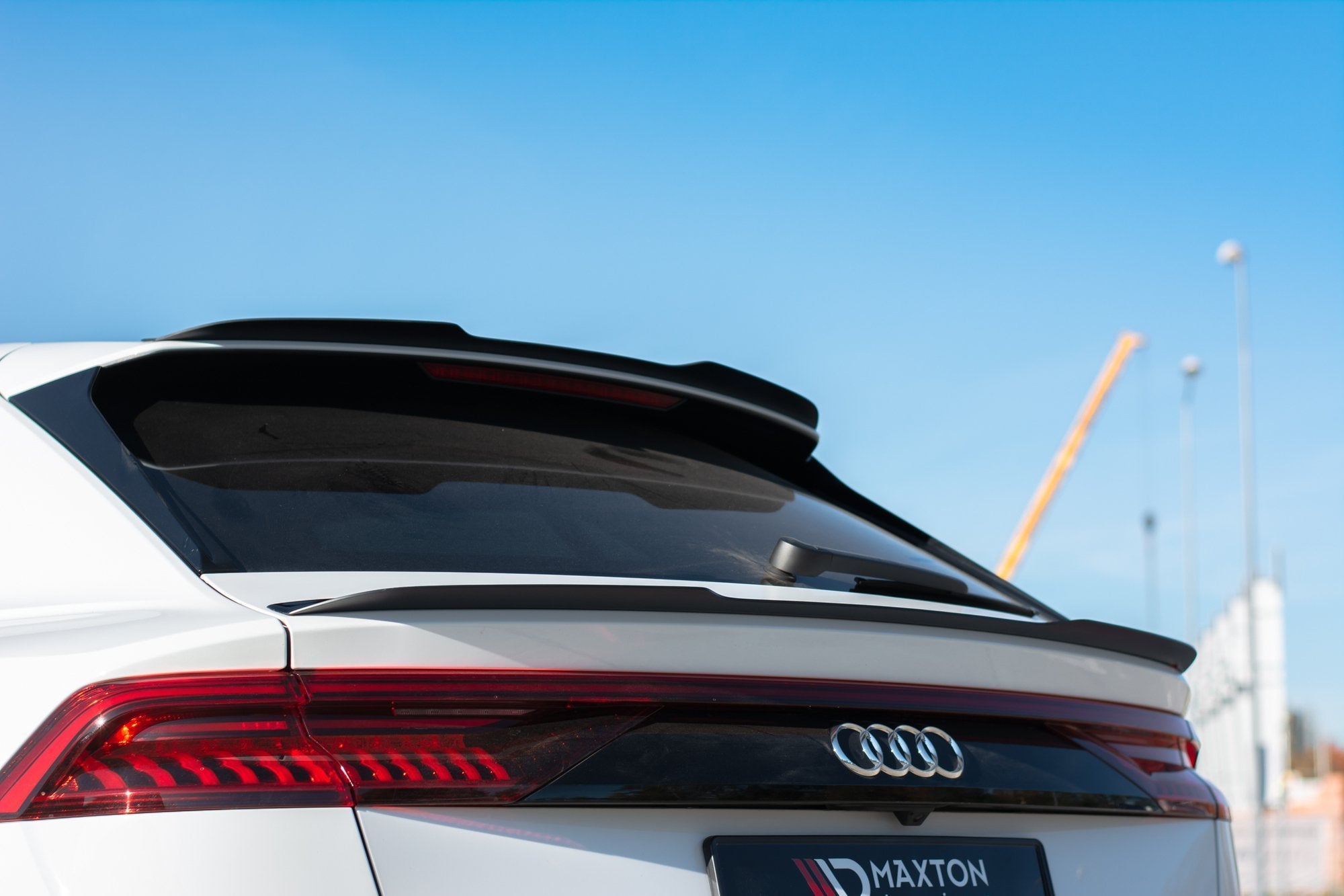 Spoiler-Extension-V.2-Audi-Q8-S-Line---Gloss-Black