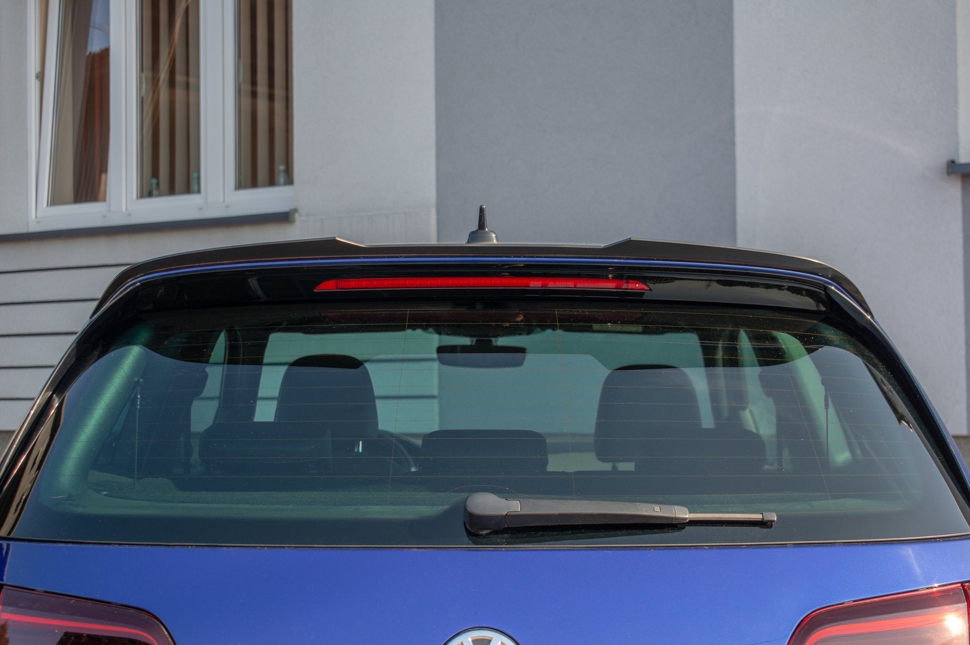 Spoiler-Cap-V.2-Volkswagen-Golf-7/7-Facelift-R/R-Line/GTi--G