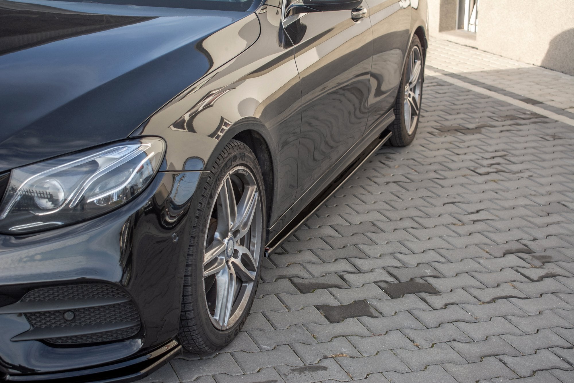 Side-Skirts-Diffusers-Mercedes-Benz-E43-AMG-/-AMG-Line-W213-