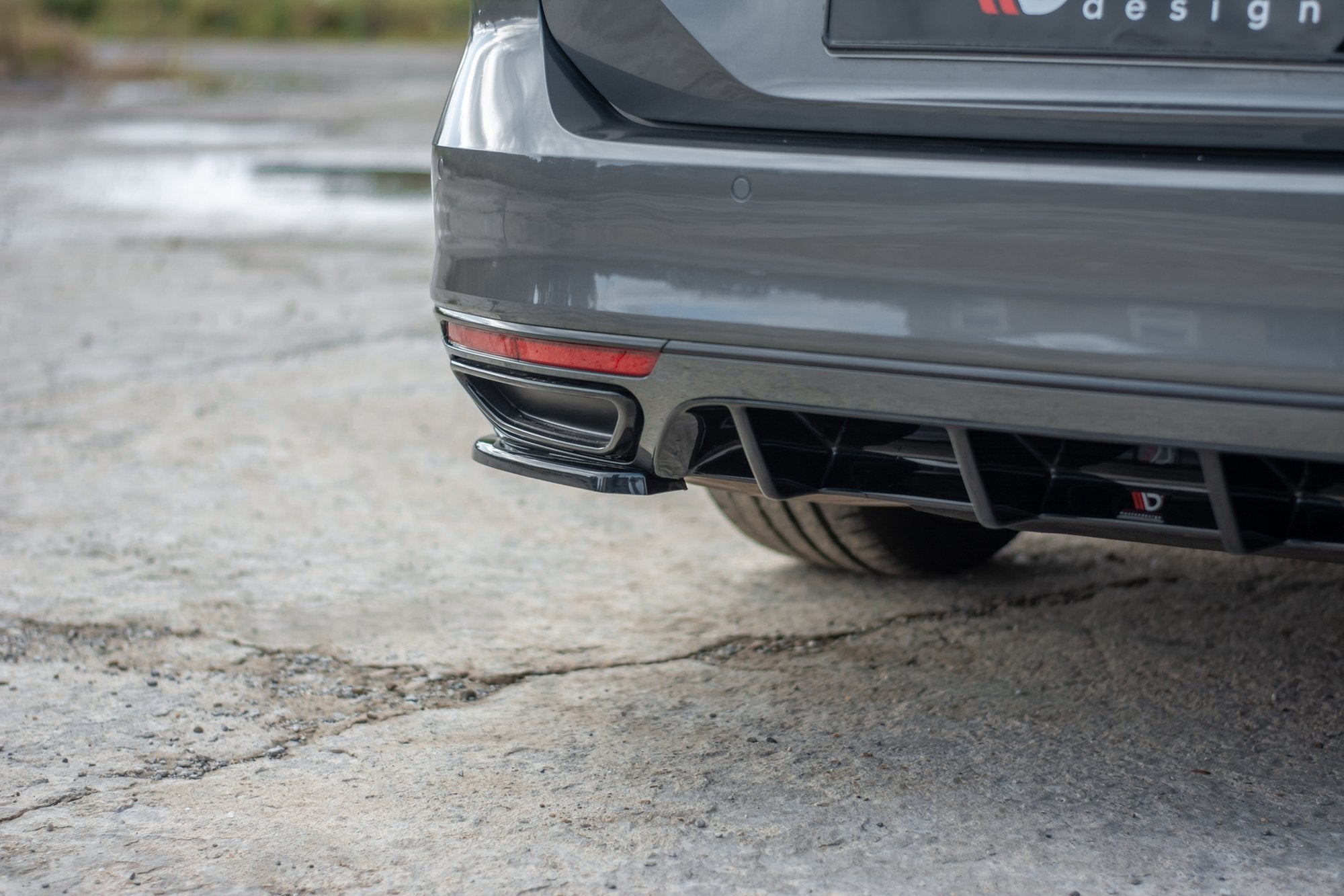 Rear-Side-Splitters-Volkswagen-Passat-R-Line-B8-GB
