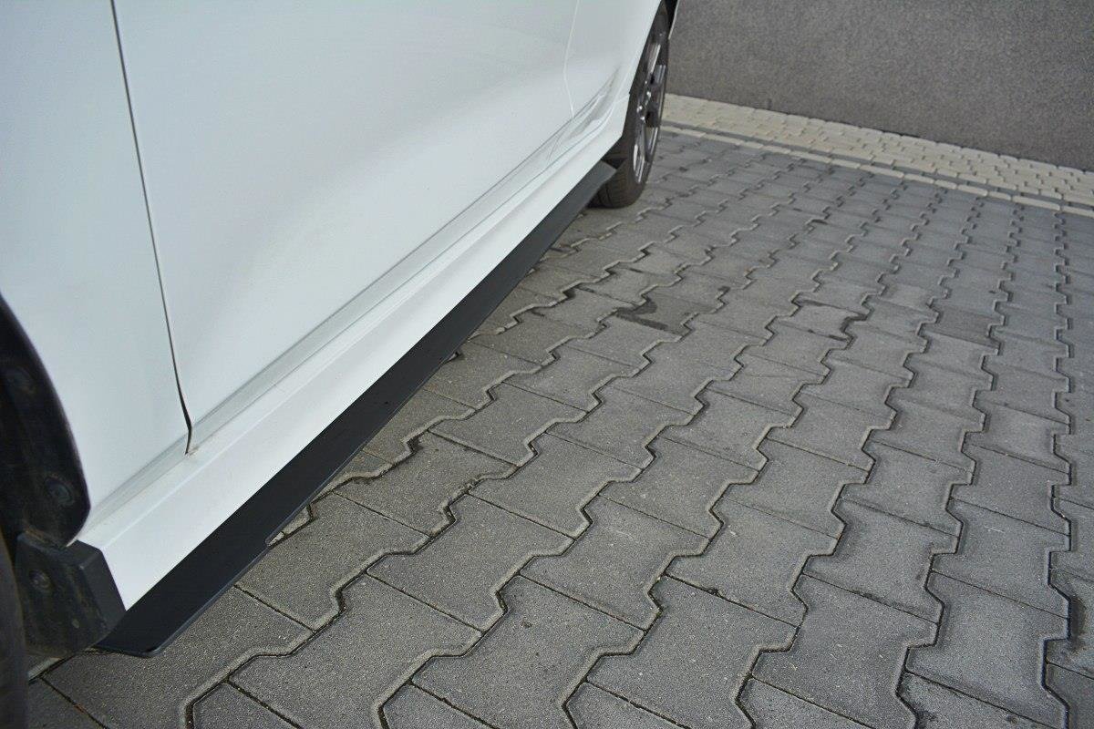 Racing-Side-Skirts-Diffusers-V.2-Ford-Fiesta-MK8-St/ST-Line-