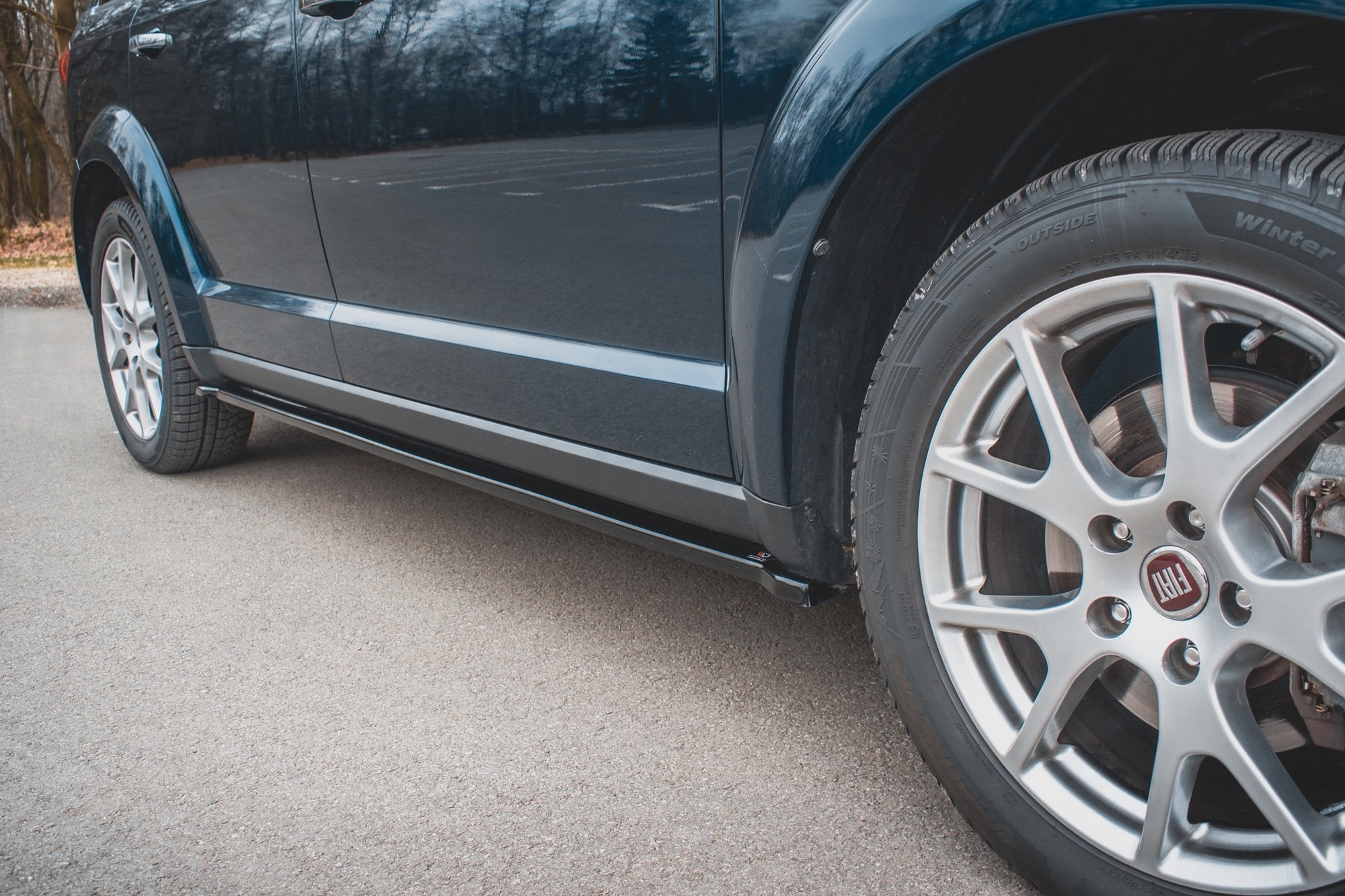 Side-Skirts-Diffusers-Fiat-Freemont---Gloss-Black