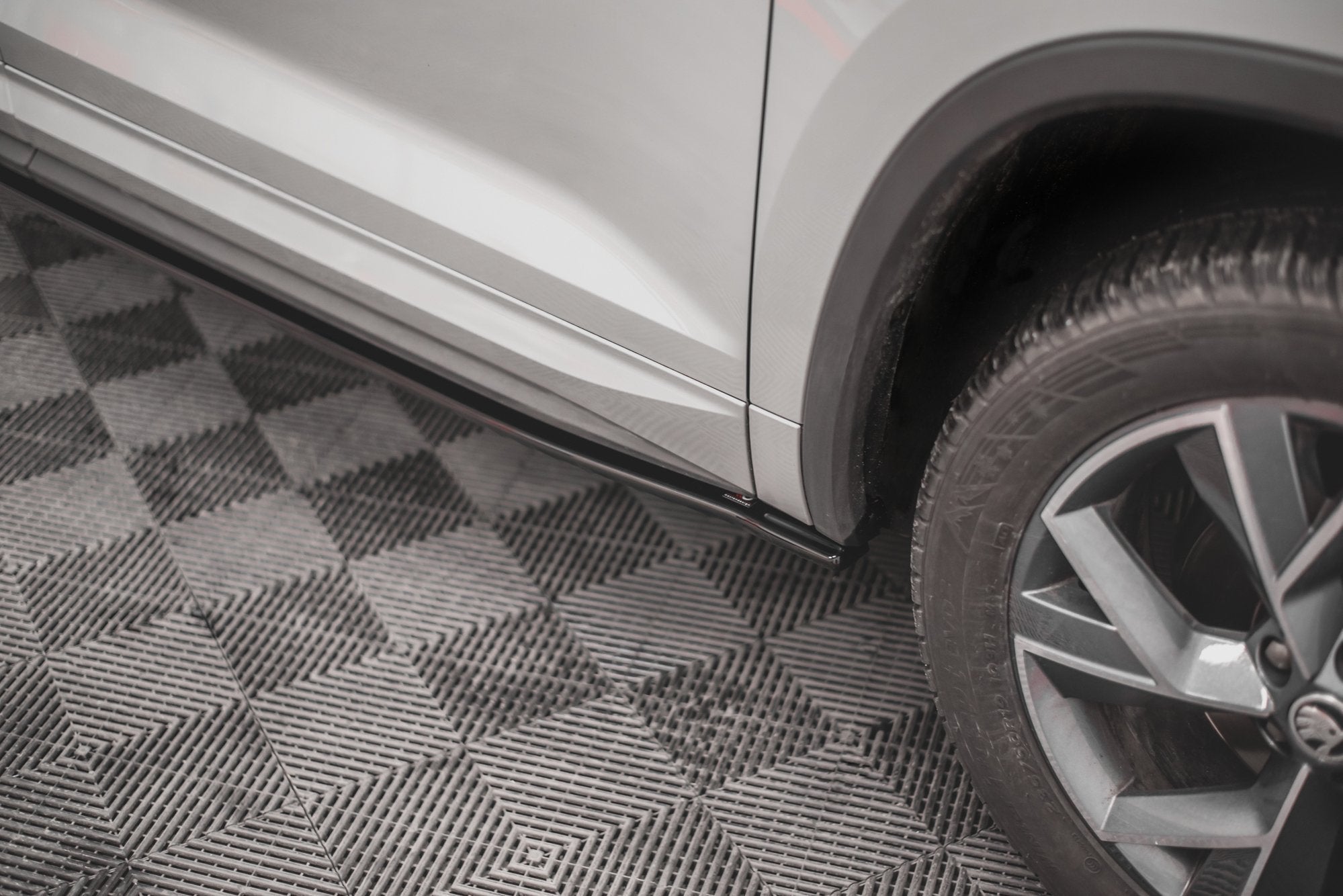 Side-Skirts-Diffusers-Skoda-Kodiaq-MK1-Sportline/RS-GB