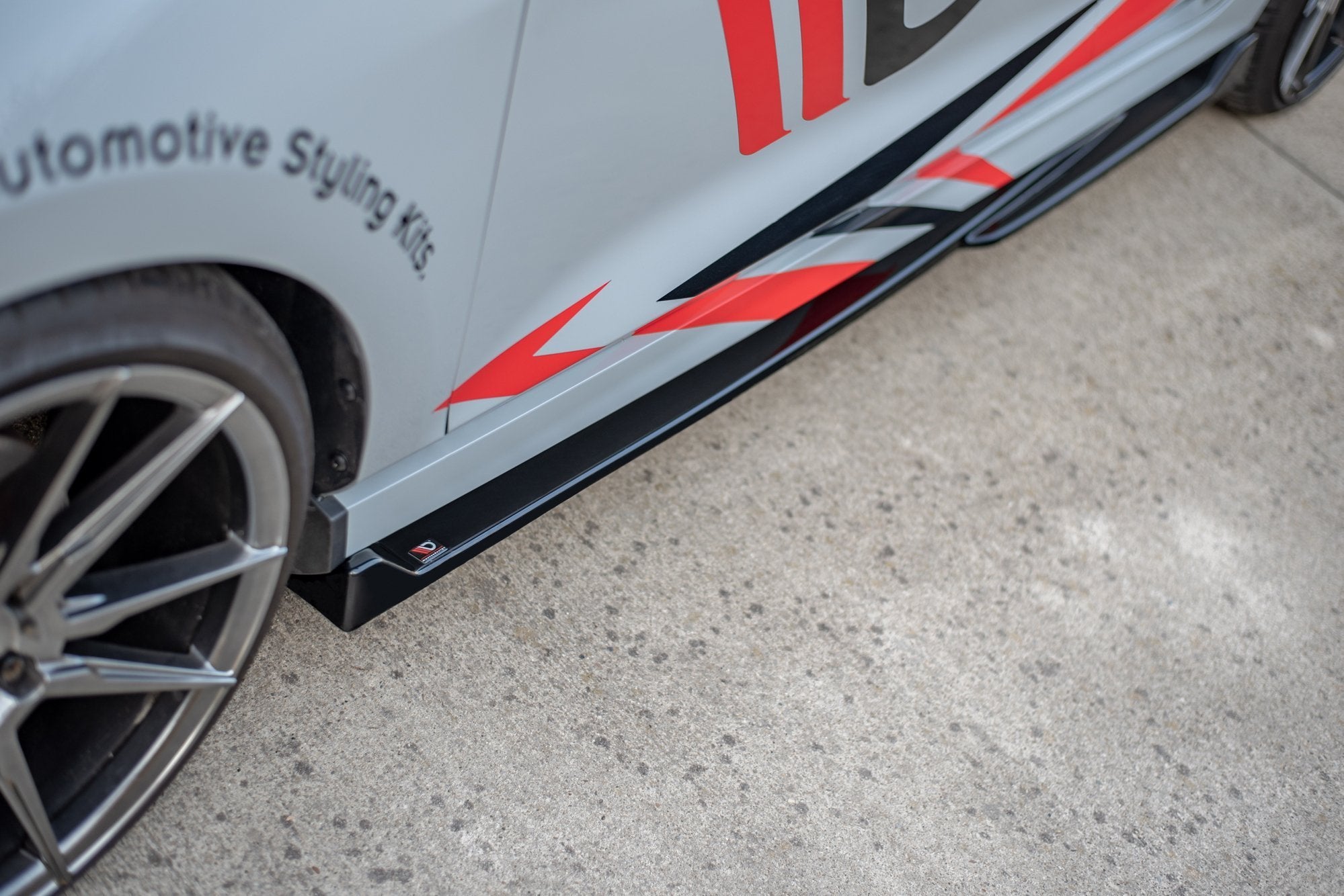 Side-Skirts-Diffusers-V.4-Ford-Fiesta-MK8-ST-/-ST-Line-GB