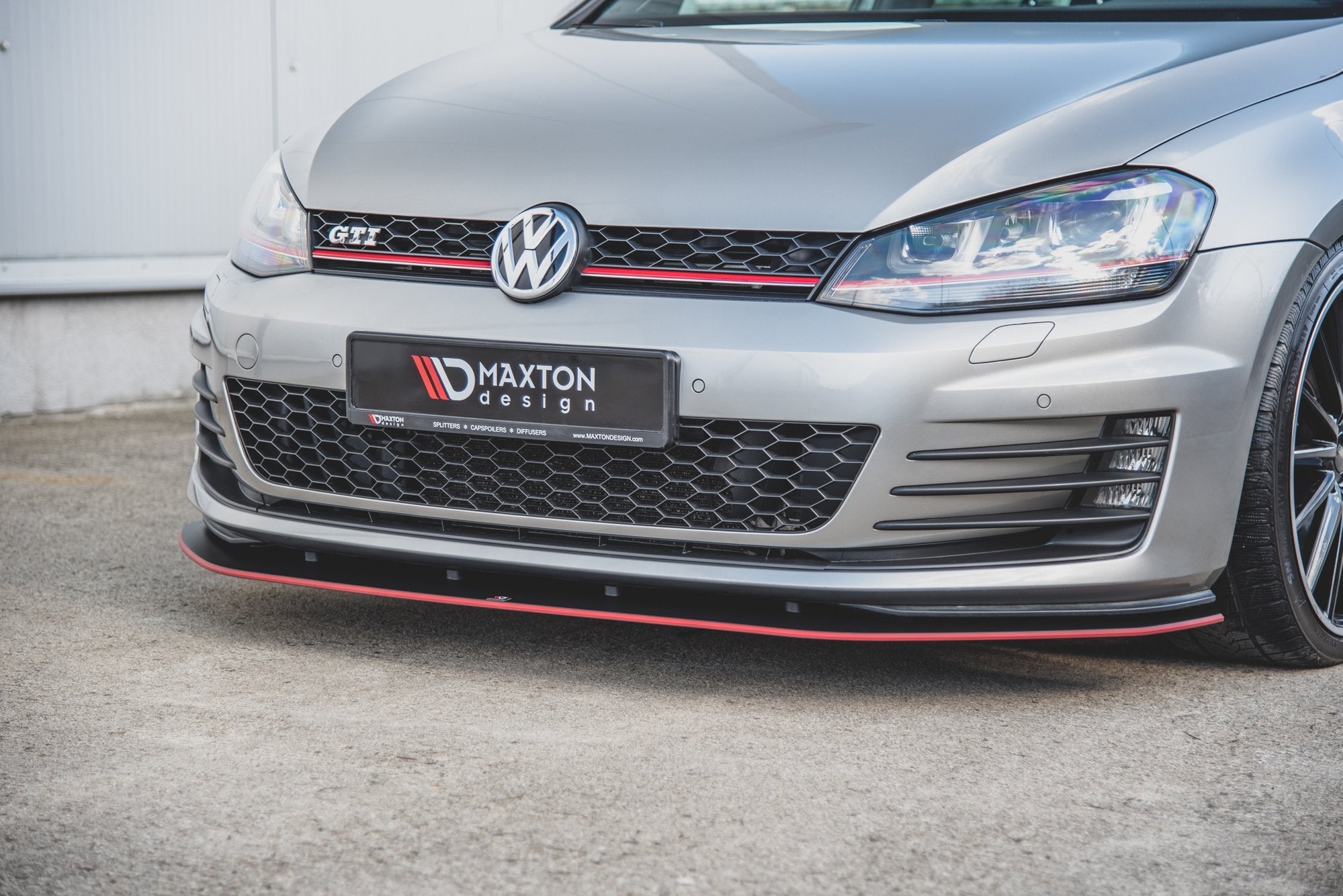 Racing-Durability-Front-Splitter-VW-Golf-7-GTi---Black