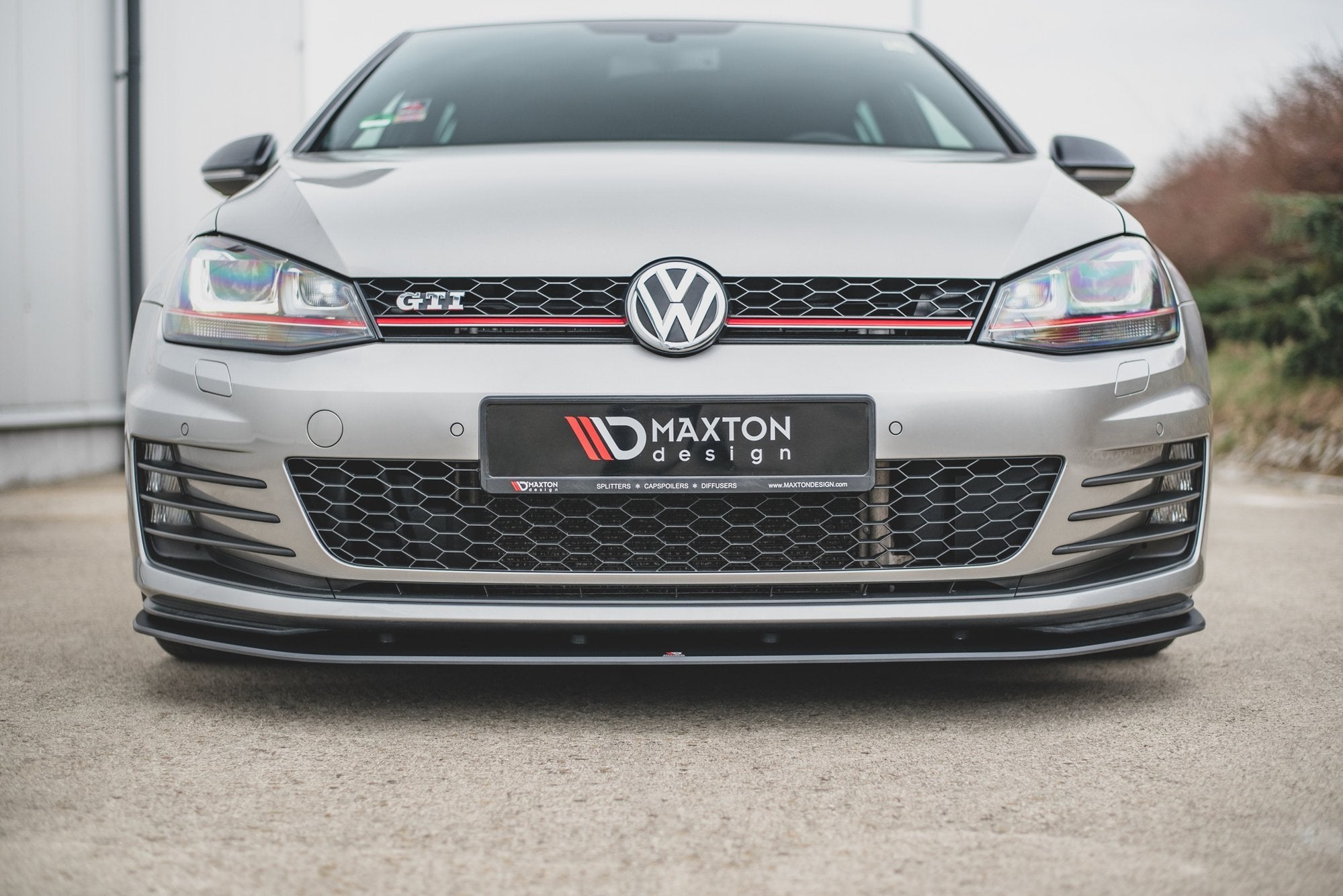 Racing-Durability-Front-Splitter-VW-Golf-7-GTi---Black