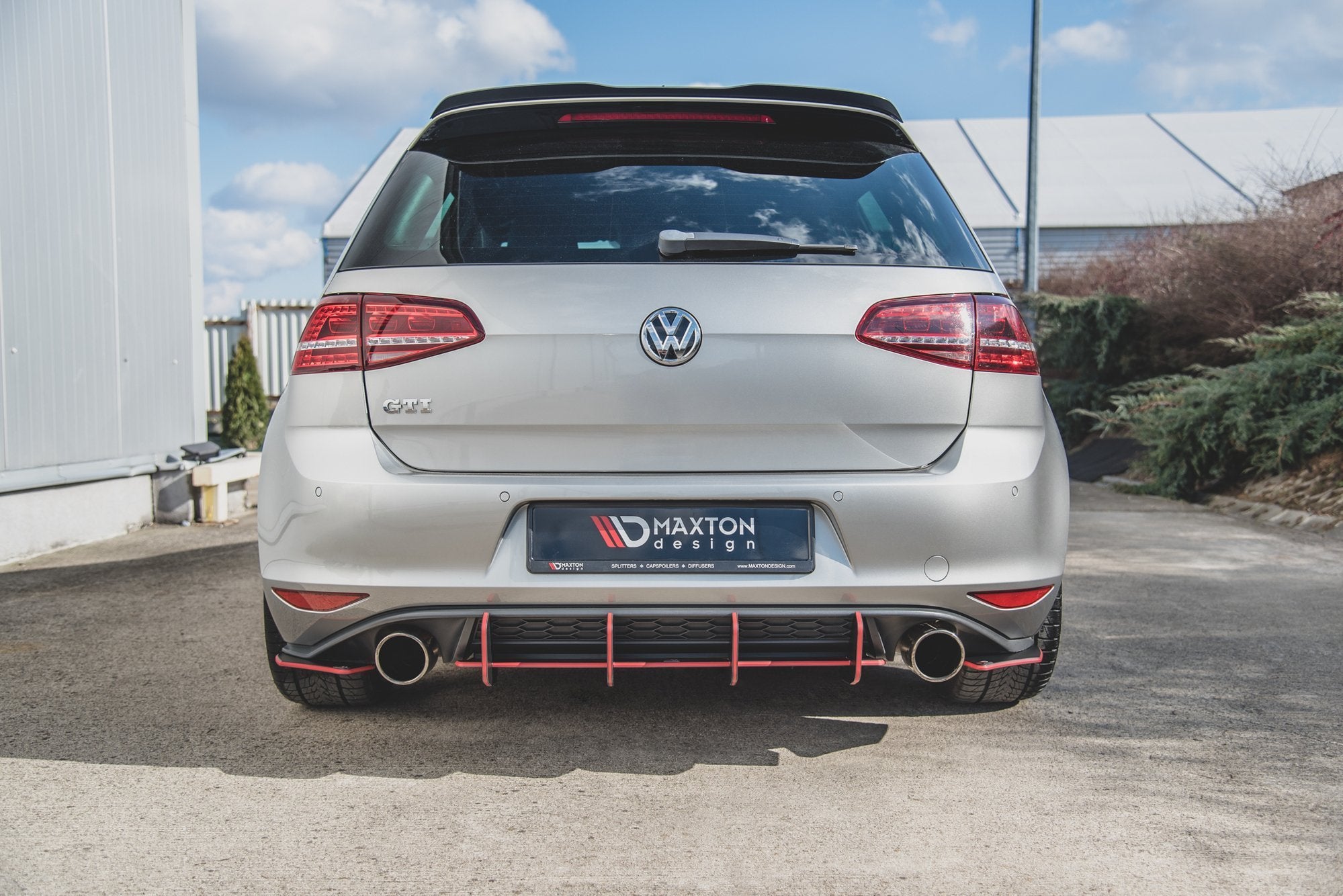 Racing-Durability-Rear-Diffuser-V.2-VW-Golf-7-GTi---Black