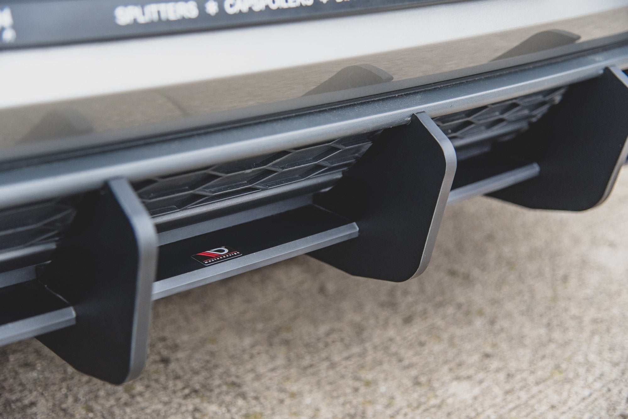 Racing-Durability-Rear-Diffuser-V.2-VW-Golf-7-GTi---Black