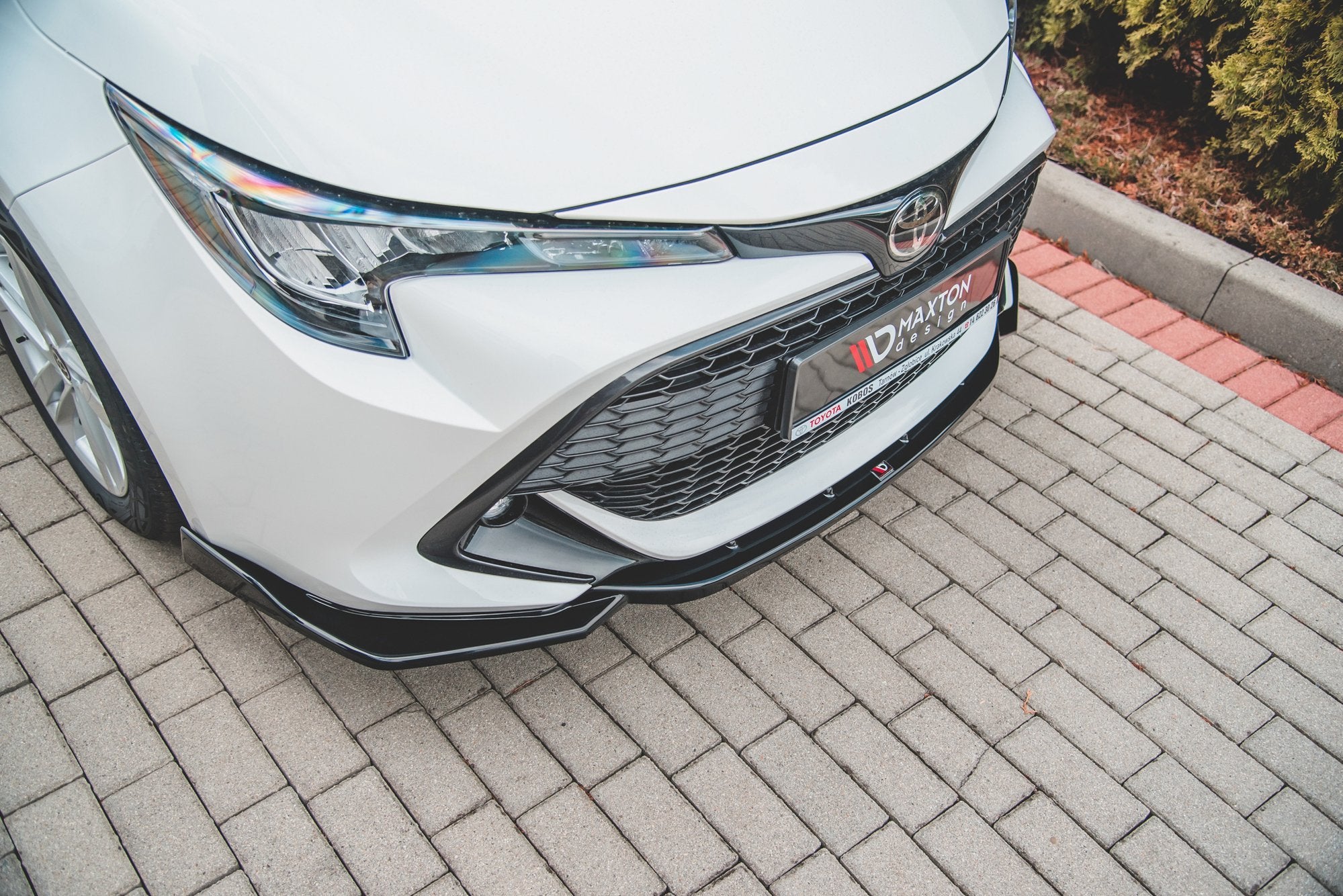 Toyota-Corolla-Hatchback-19+-Front-Splitter-V2-G