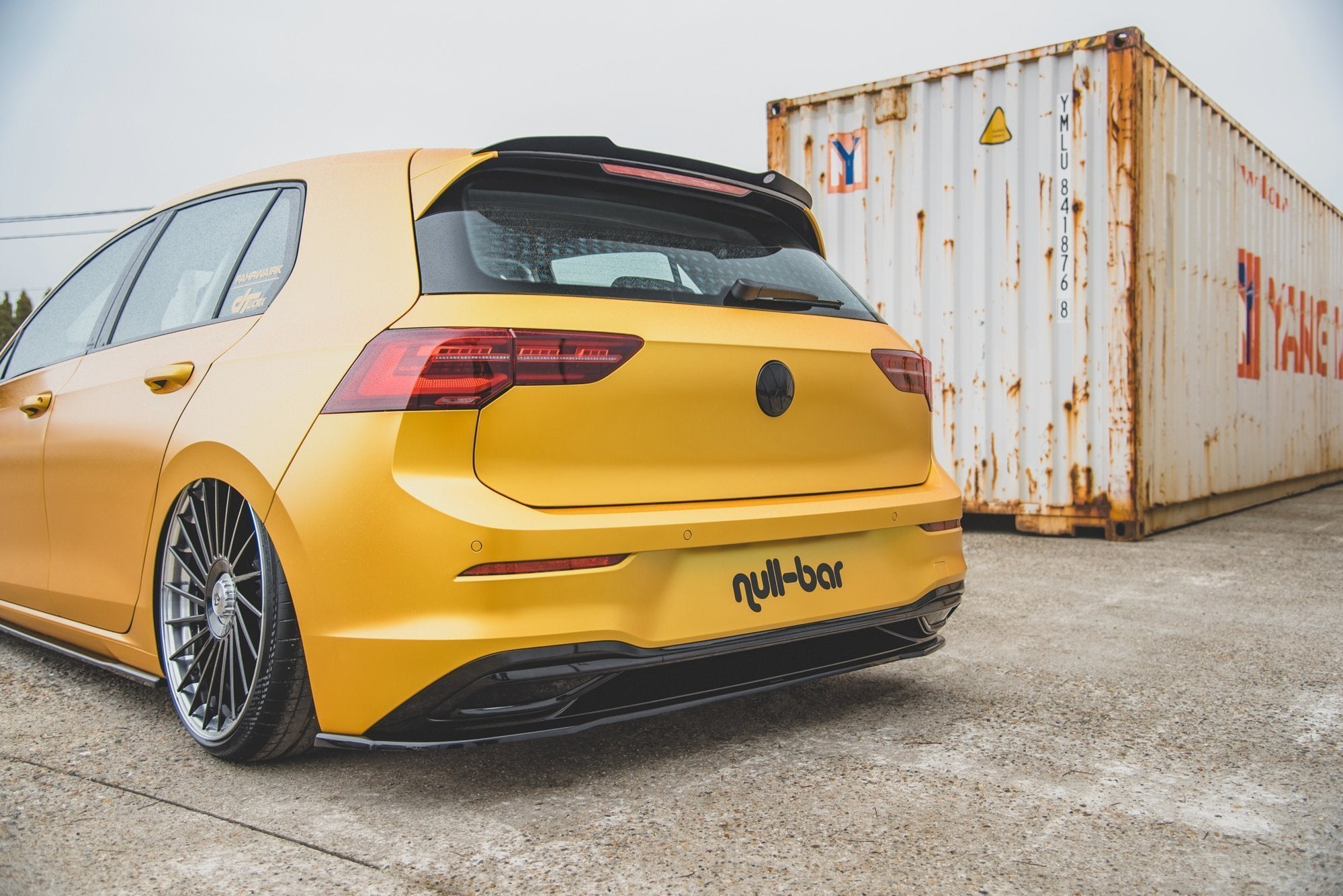 Spoiler-Cap-V.1-VW-Golf-8---Gloss-Black