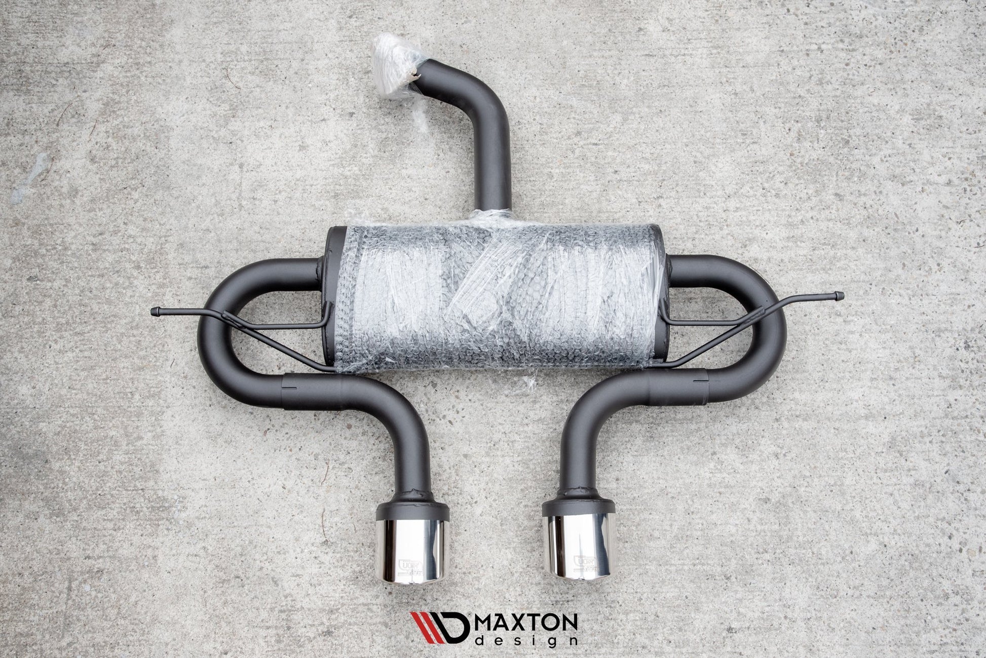Rear-Valance-(R32-Look)-With-Exhaust-VW-Golf-8-Incl.-Exhaust