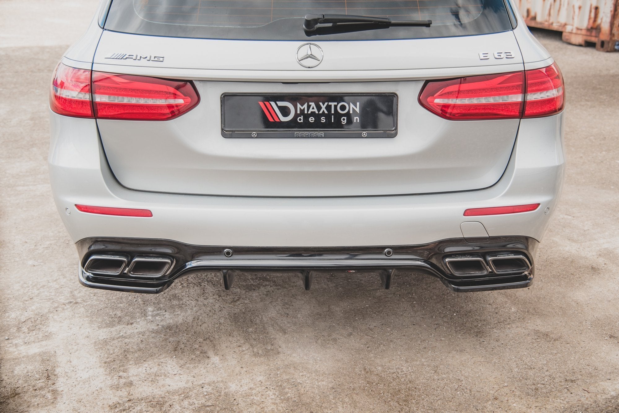 Rear-Valance-Mercedes-Benz-E63-AMG-Estate-S213---Gloss-Black
