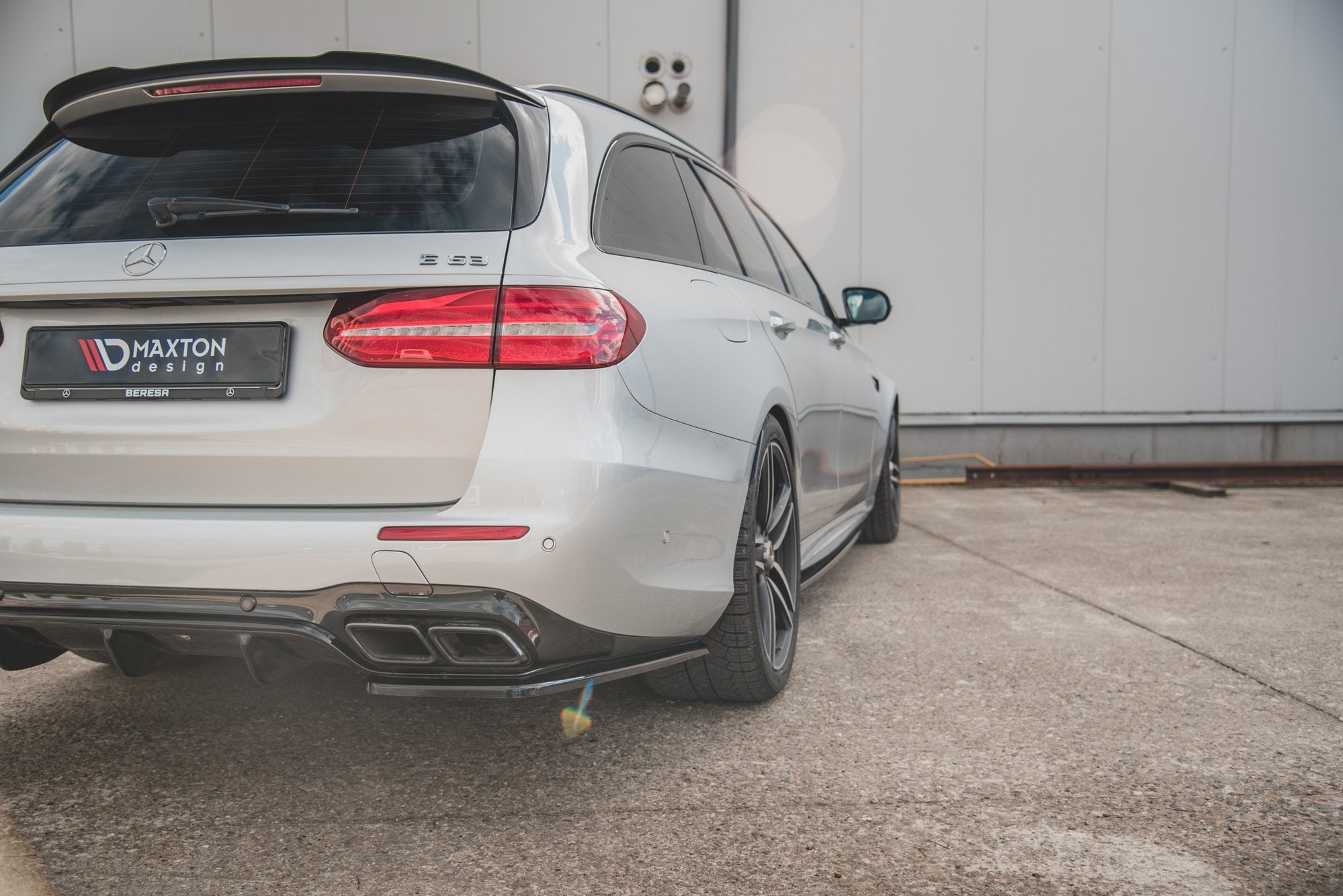 Rear-Side-Splitters-Mercedes-Benz-E63-AMG-Estate-S213-GB