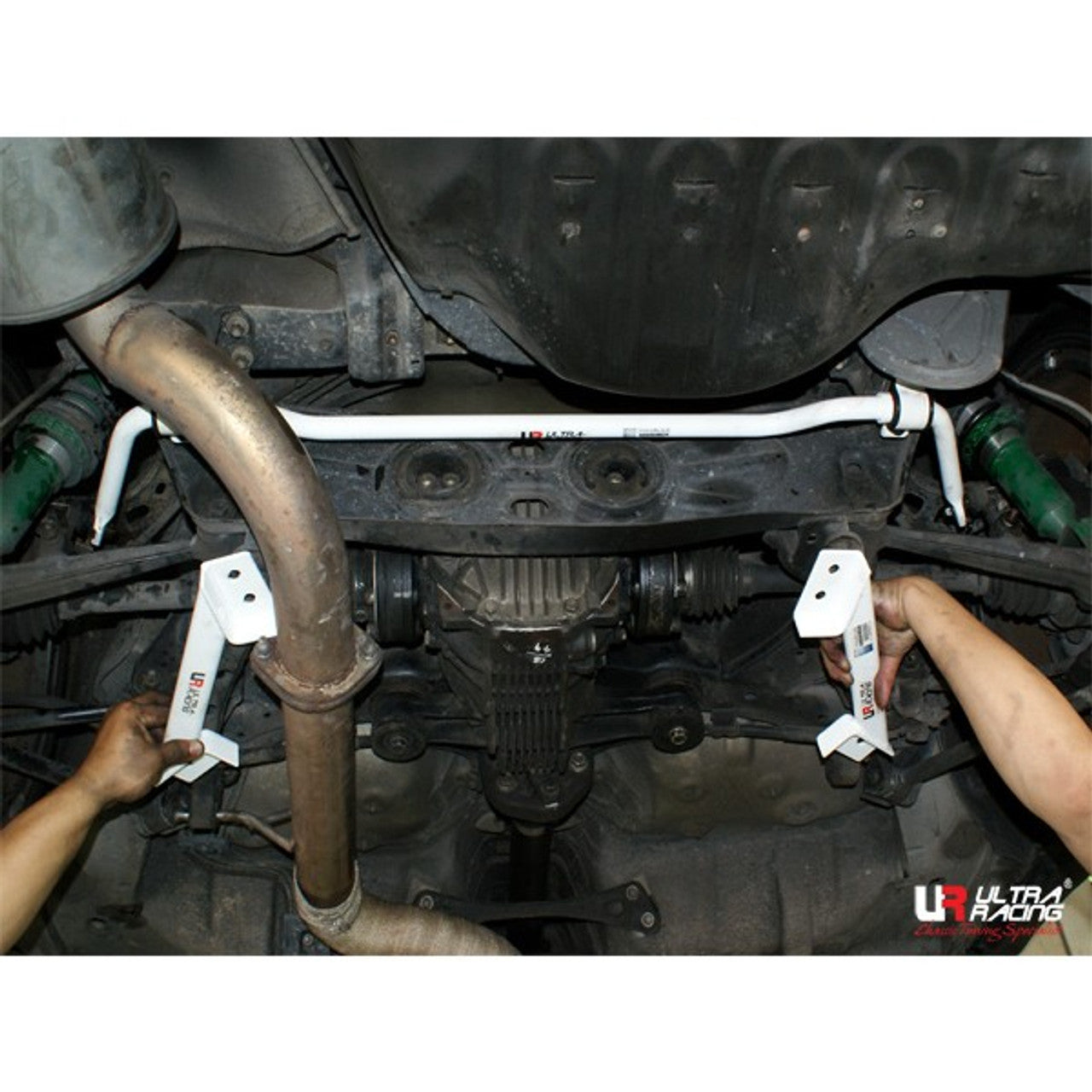 Toyota-Supra-MK-IV-93-98-UltraRacing-2x-2P-Rear/Side-Braces